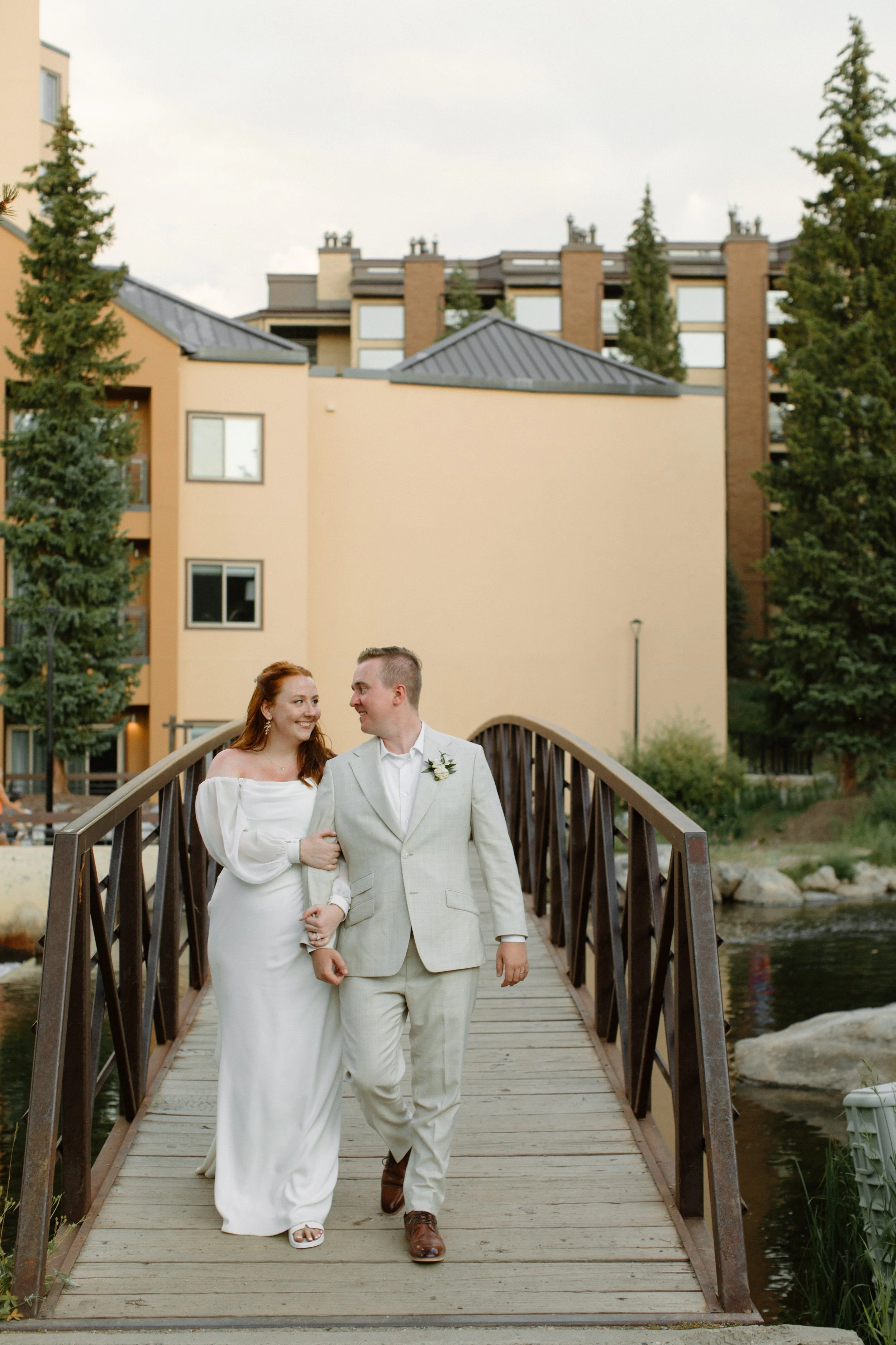 Colorado photographer, Wedding Photography, elegant, timeless photography, true to color photographer, true to color edits, couples photography, wedding photos, Minnesota wedding photographer, destination photographer