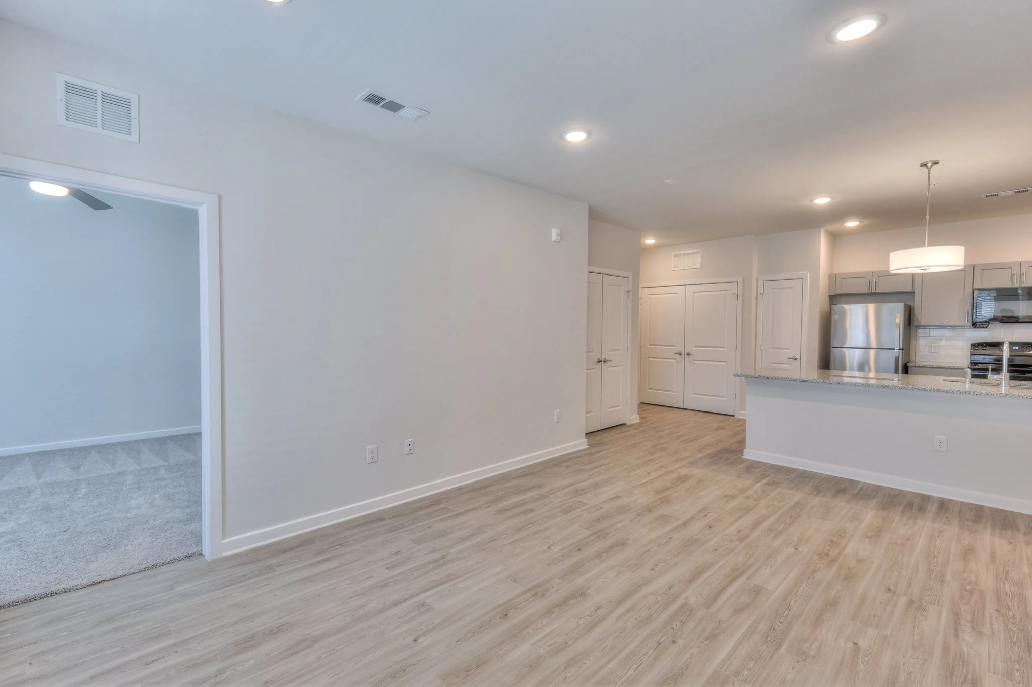 Yager Flats (WEB) (4-2.5) (10 of 24).jpg