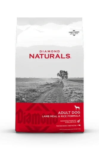Bag of Diamond Naturals adult dog food with lamb meal and rice formula.