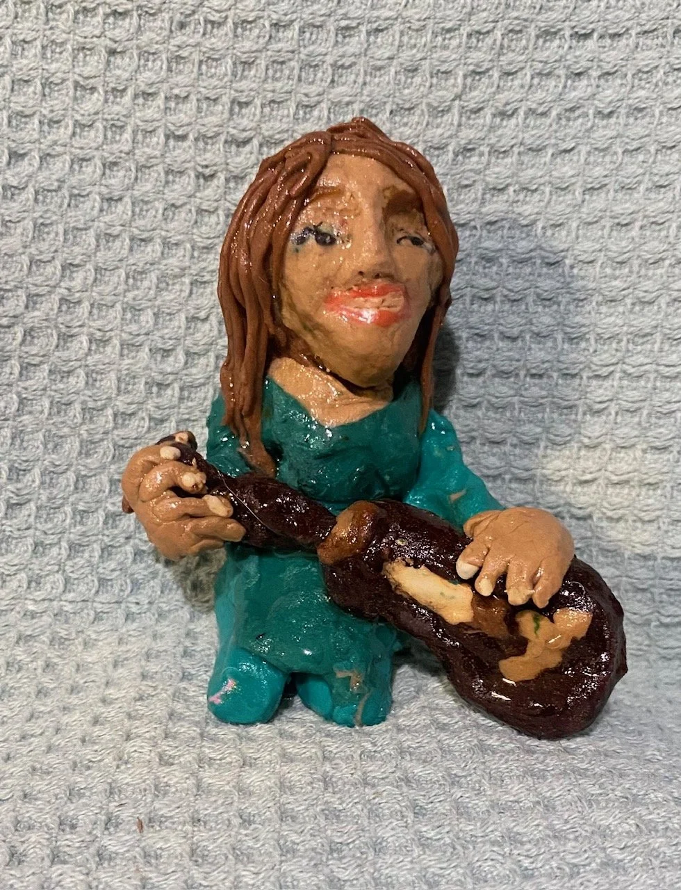 Female Soul Strummer