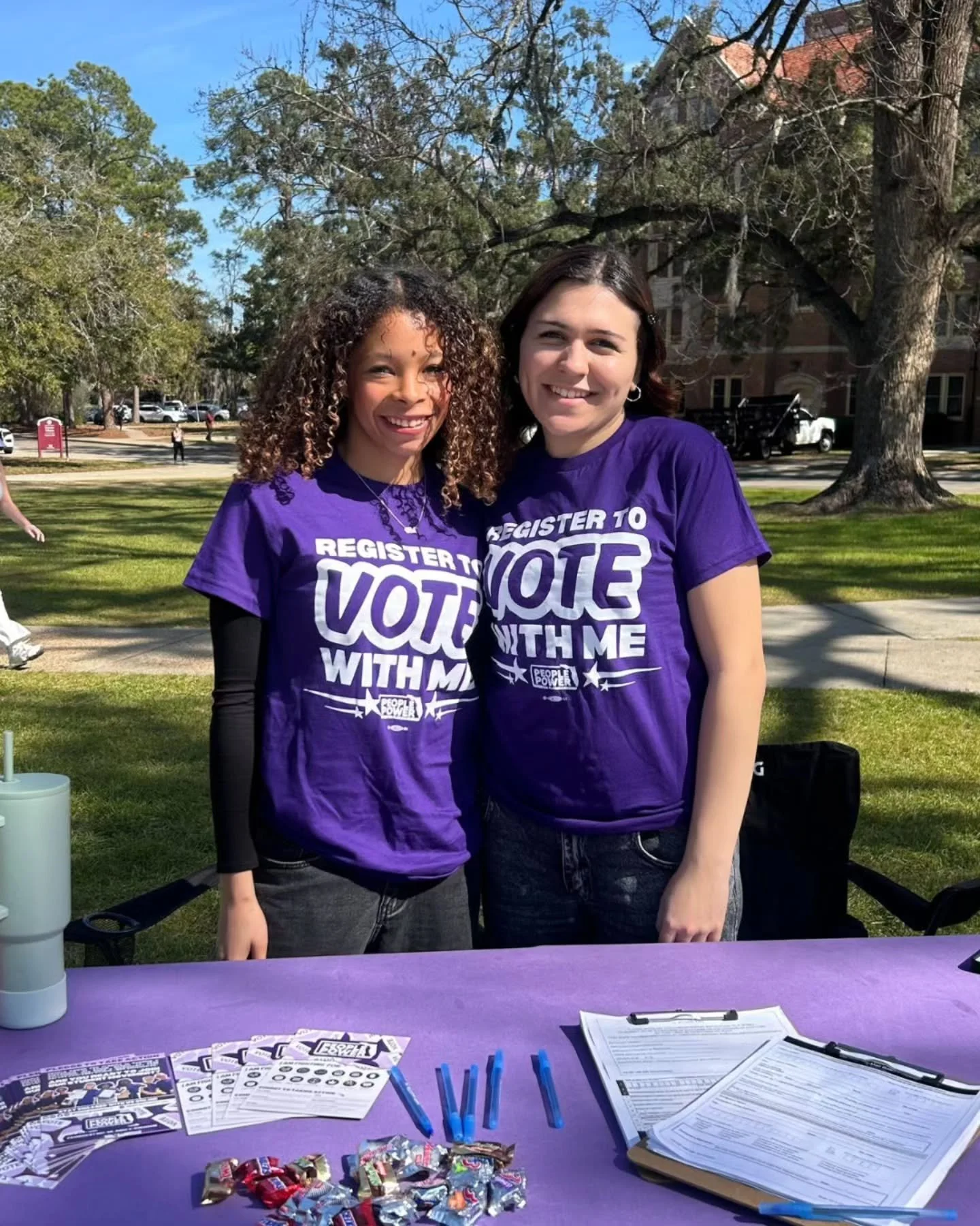 Don't freeze--come register to vote with us ❄️

✨️We're on different college campuses across the state weekly! Volunteer with us or stop by to register or update your voter registration!

Register to vote or see volunteer opportunities at peoplepower