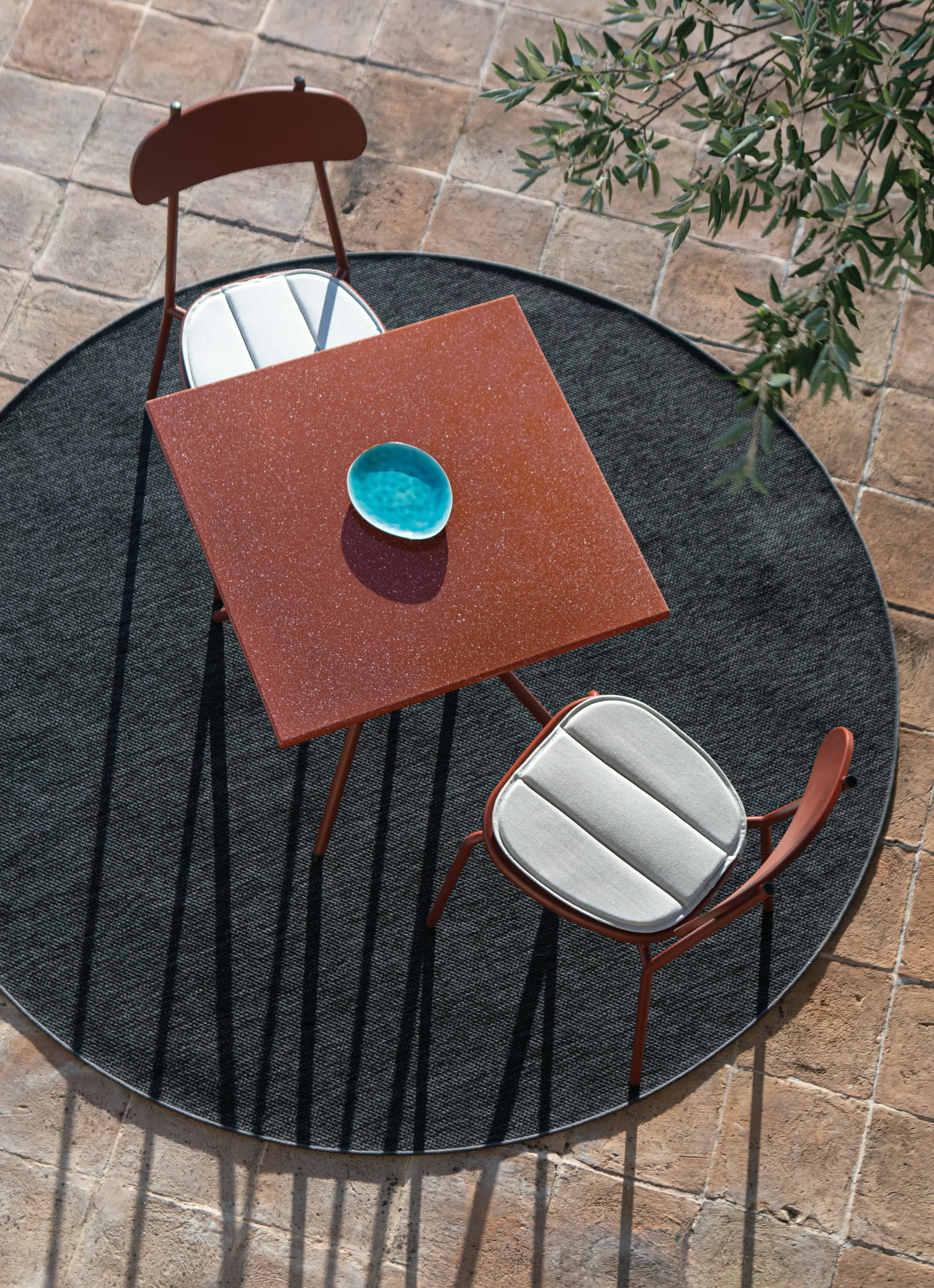 Verstone Tabletop 80×80 Enameled