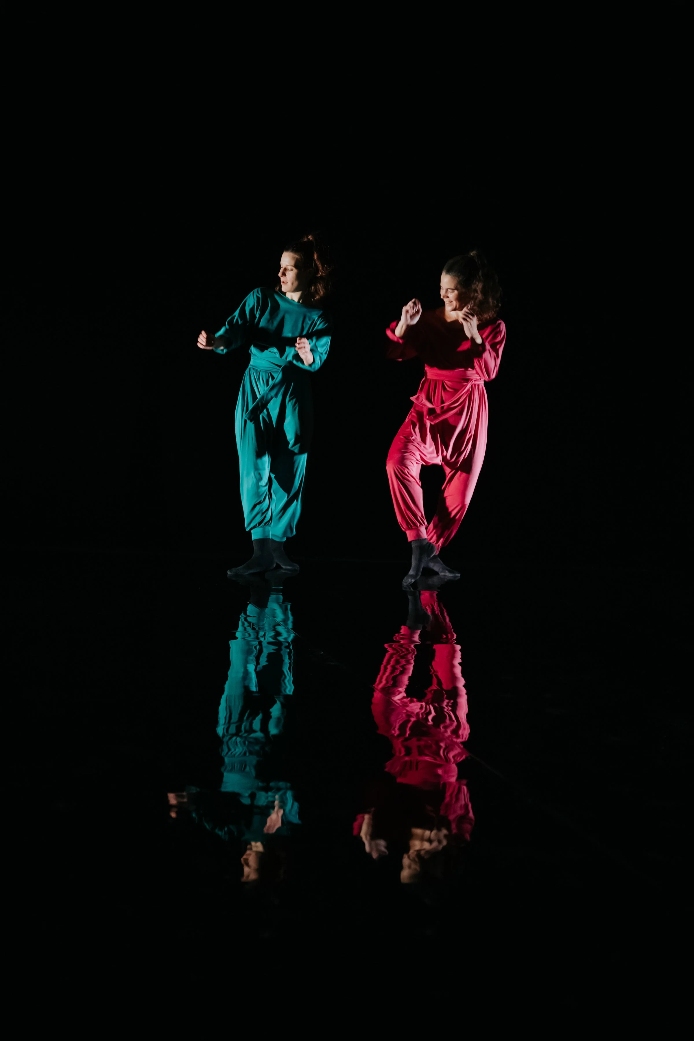 Lavaelo-IsthisDance?_photoby_Rocio-Chacon-17.jpg
