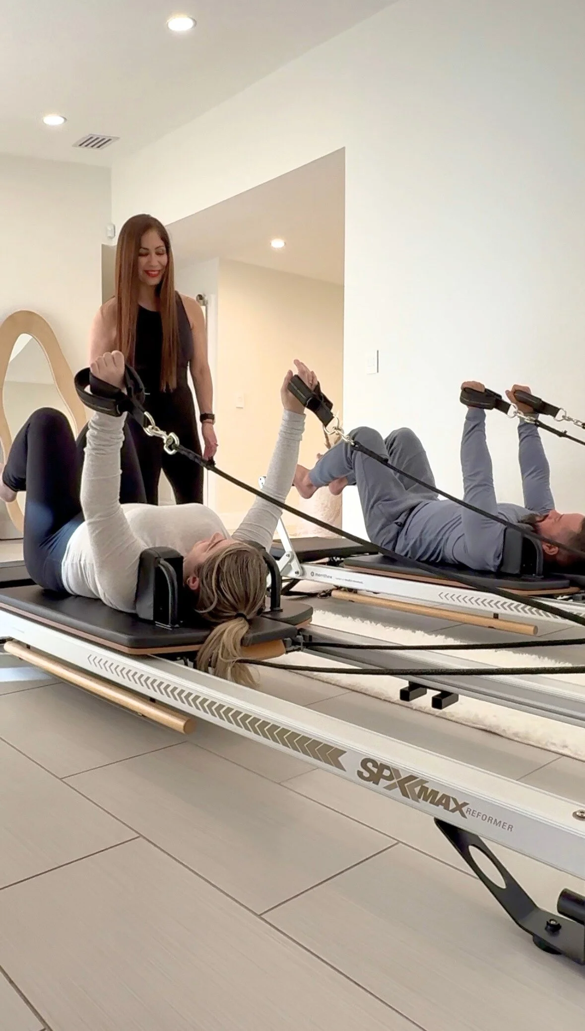 duet-pilates-session-reformer-miami-private-instruction-core-strength-flexibility-alignment.jpg