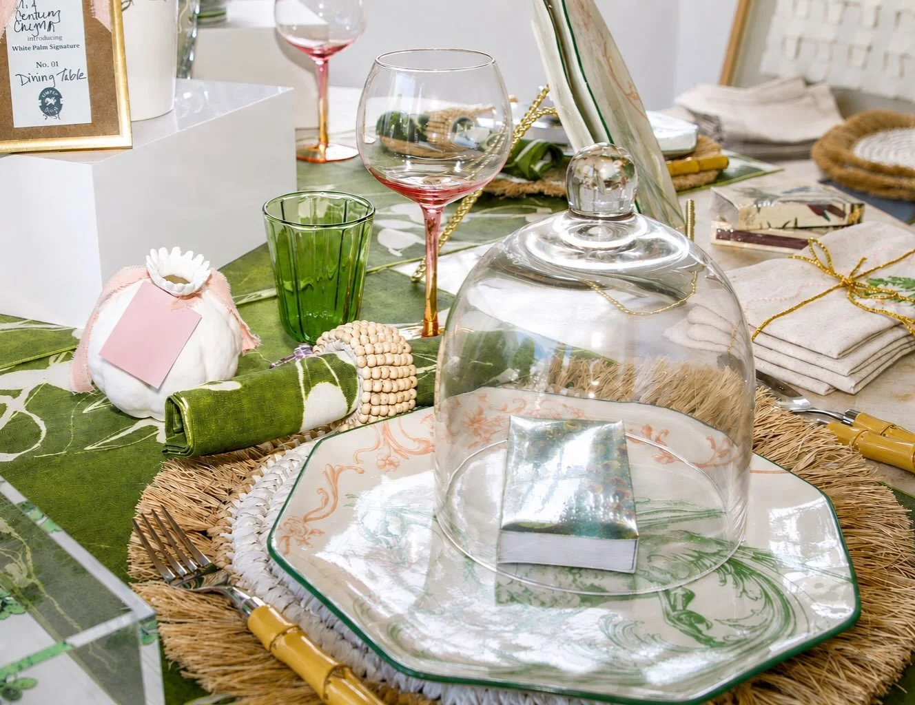 Happy Friday 🤍

As I quietly celebrate another trip around the sun, I&rsquo;m especially grateful for these last lingering days of summer &mdash;al fresco dinners with my girls before I leave them at college, beautiful tables, and evenings that invi