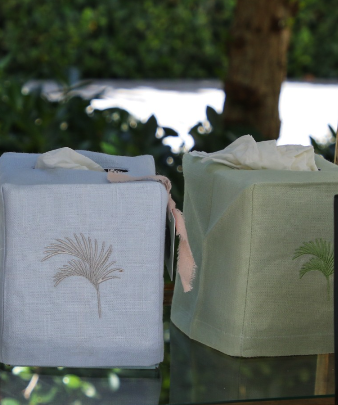 White Palm Signature Tissue Box Cover