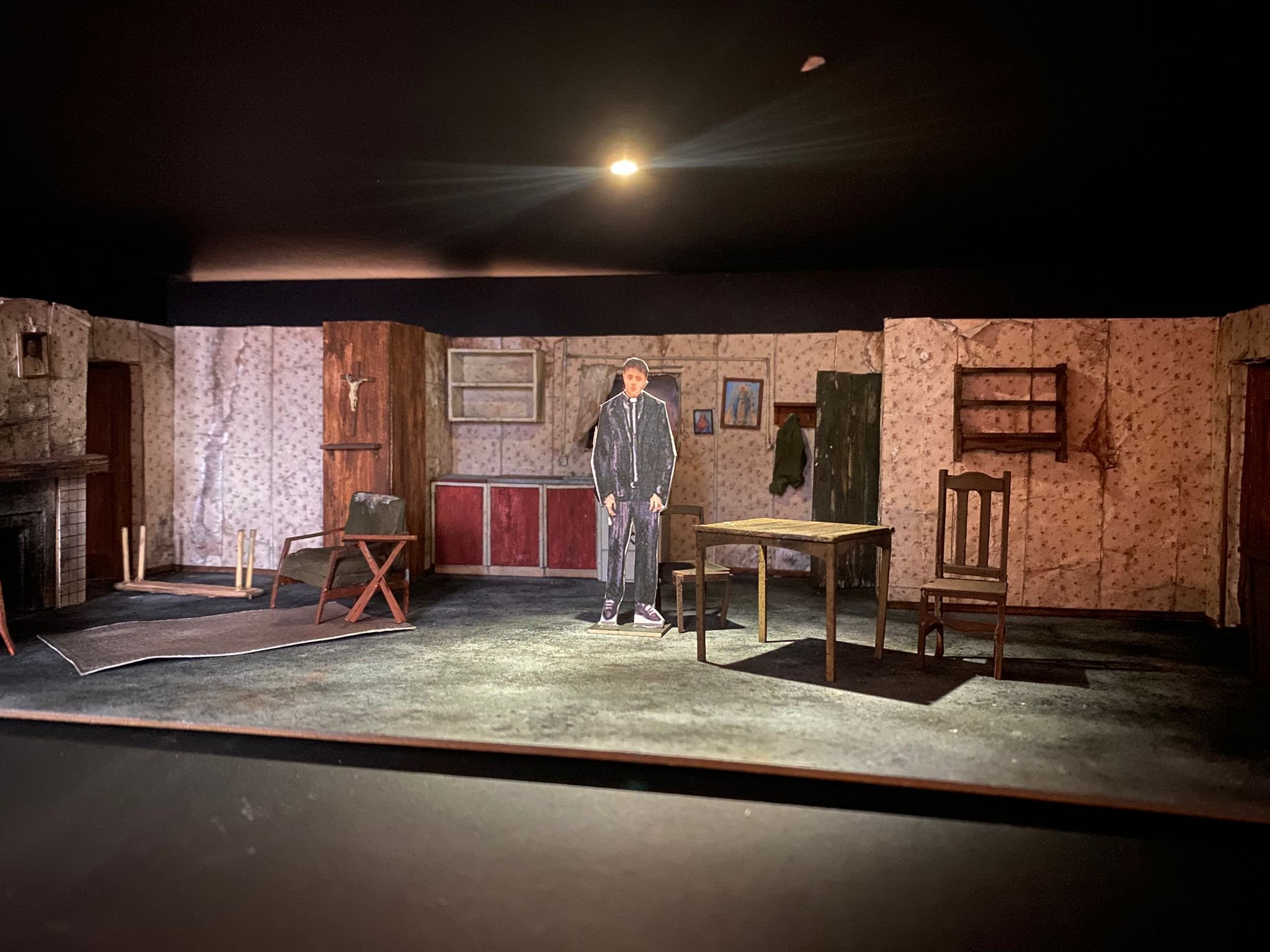 Model box 
