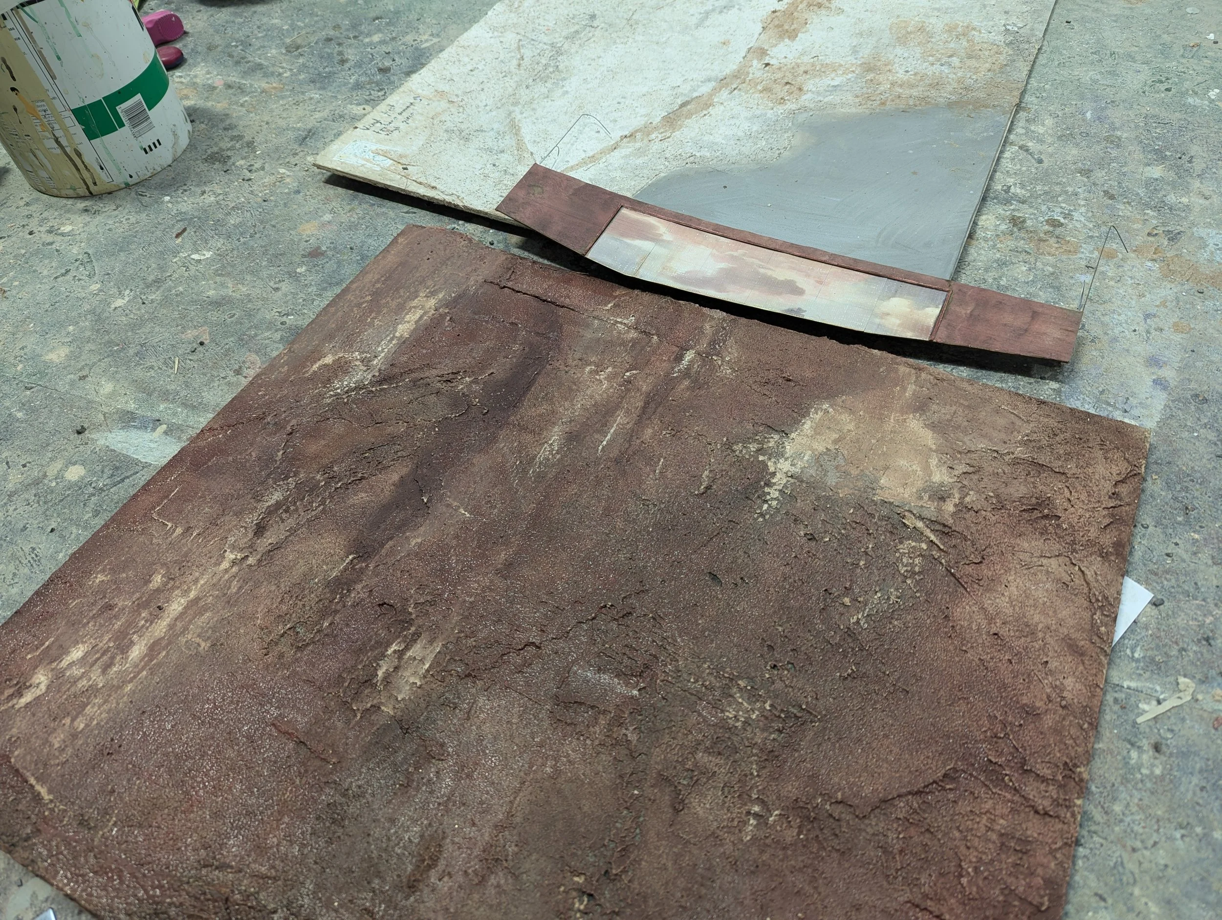 Plaster wall sample- Plaster and idendon