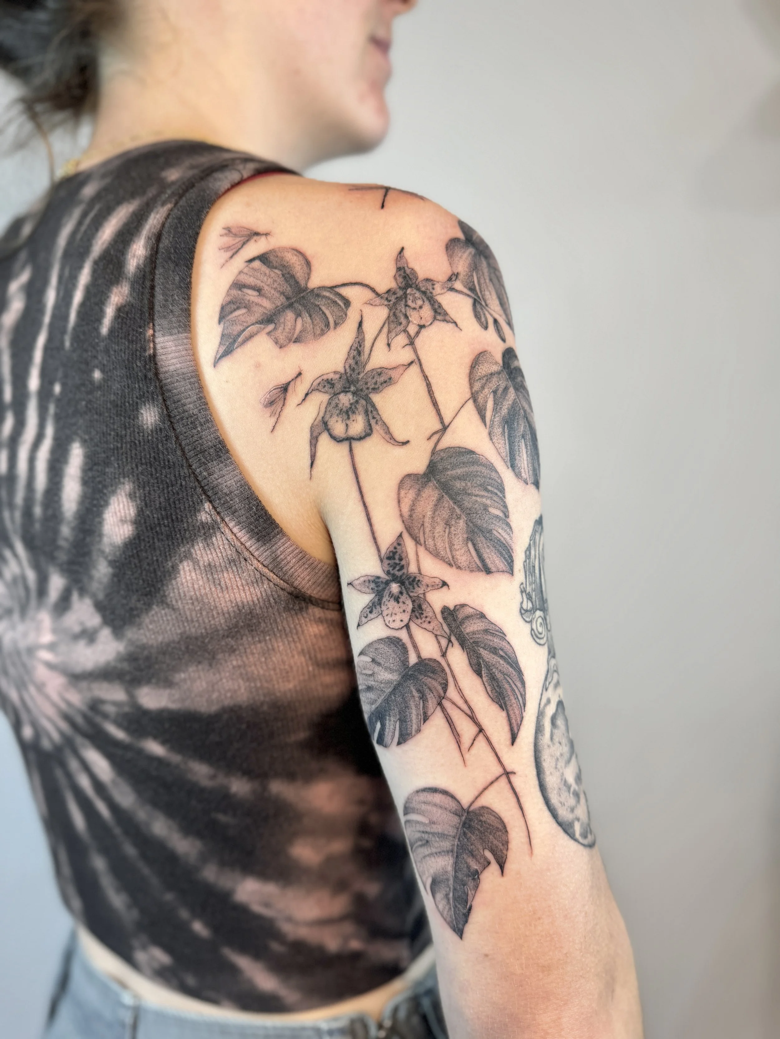 Curated flash tattoo inspired by plants and organic forms, monstera gap filler by Petra Zakoucka in Vancouver BC.