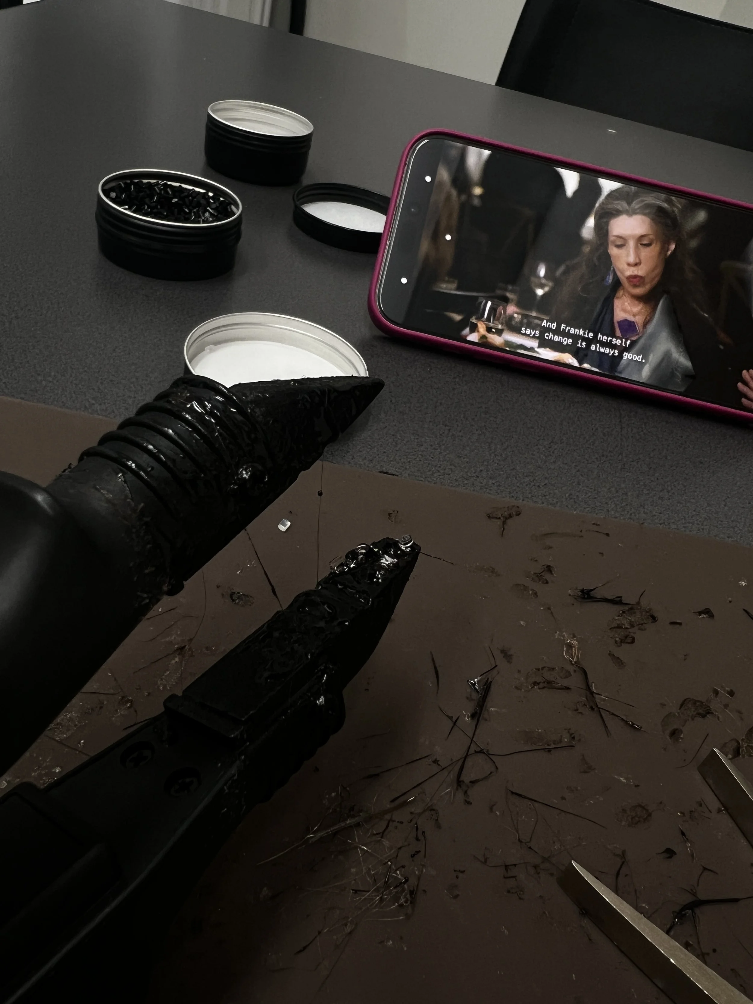 Custom making keratin hair extensions