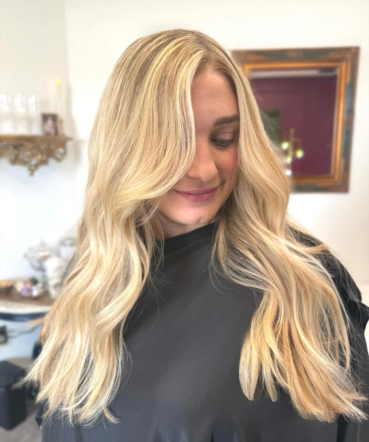 This turned out so gorgeous ! ✨

#Kate.thehairwardrobe.parlor #Janesvillewisconsinsalon#janesvillewisconsinhair#janesvillewisconsinhaircolor #janesvillewisonsin janesvillewisconsinbest janesvillewisonsinstylist janesvillewisconsininart blondes brunet