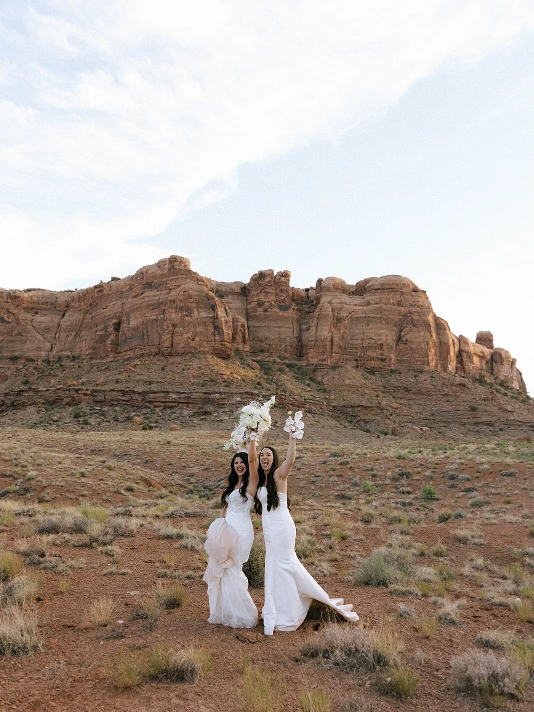 Can I go back and vibe in the desert with these two please? 🎉🤍