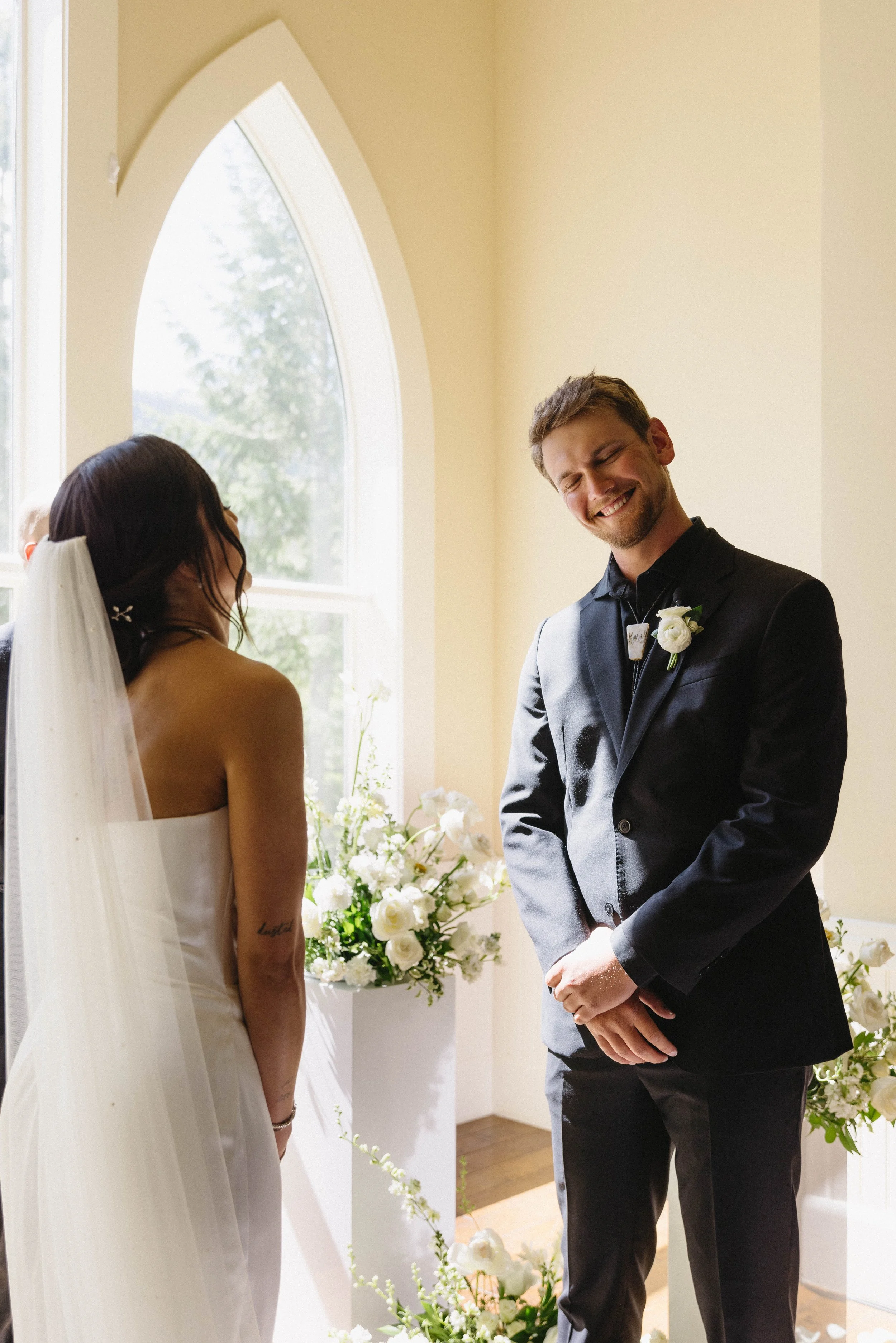 Timeless Chapel wedding at Tamarack Idaho