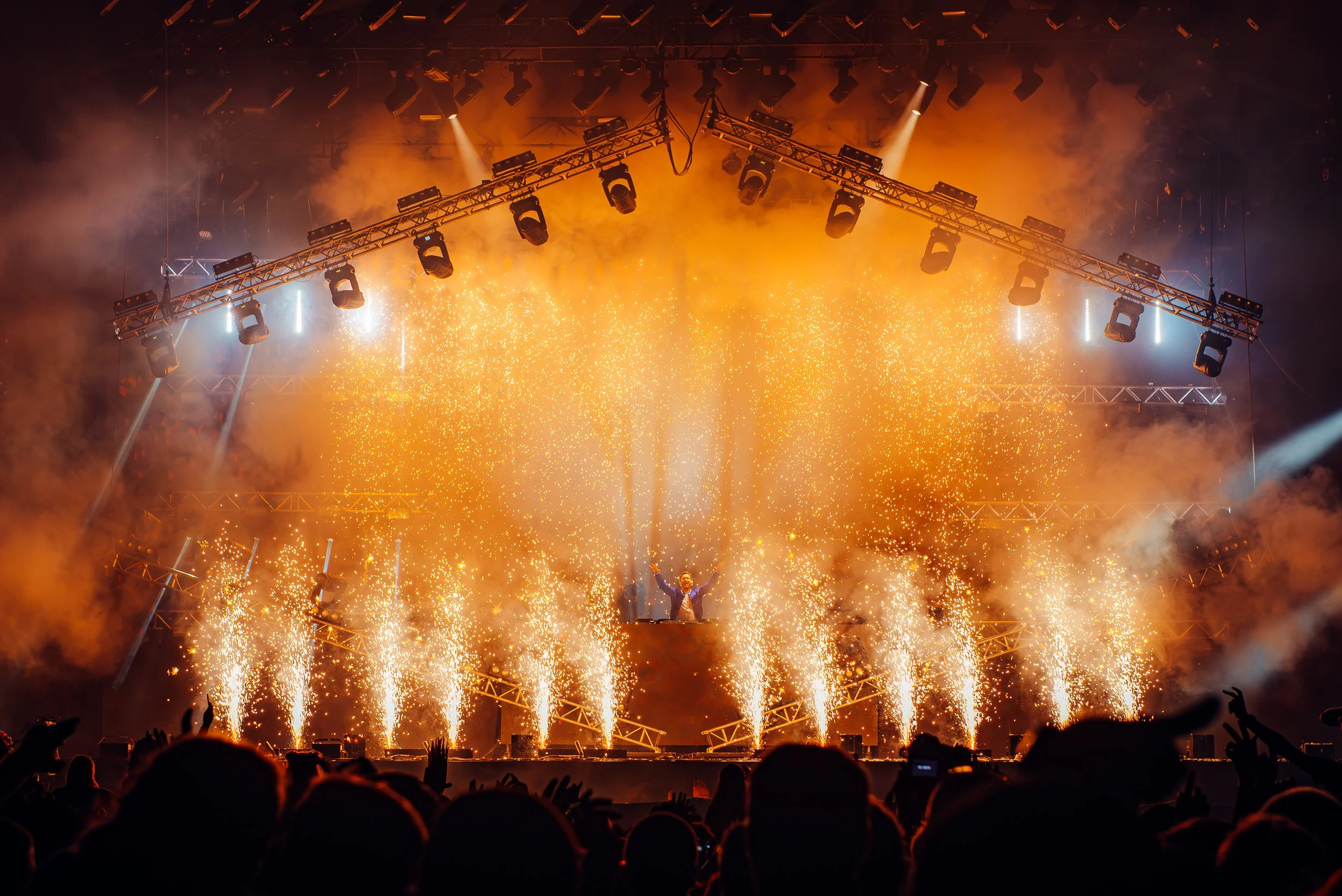 David Guetta plays mainstage at Isle of Wight Festival 2017 Captured by James Bridle Music Festival Photographer