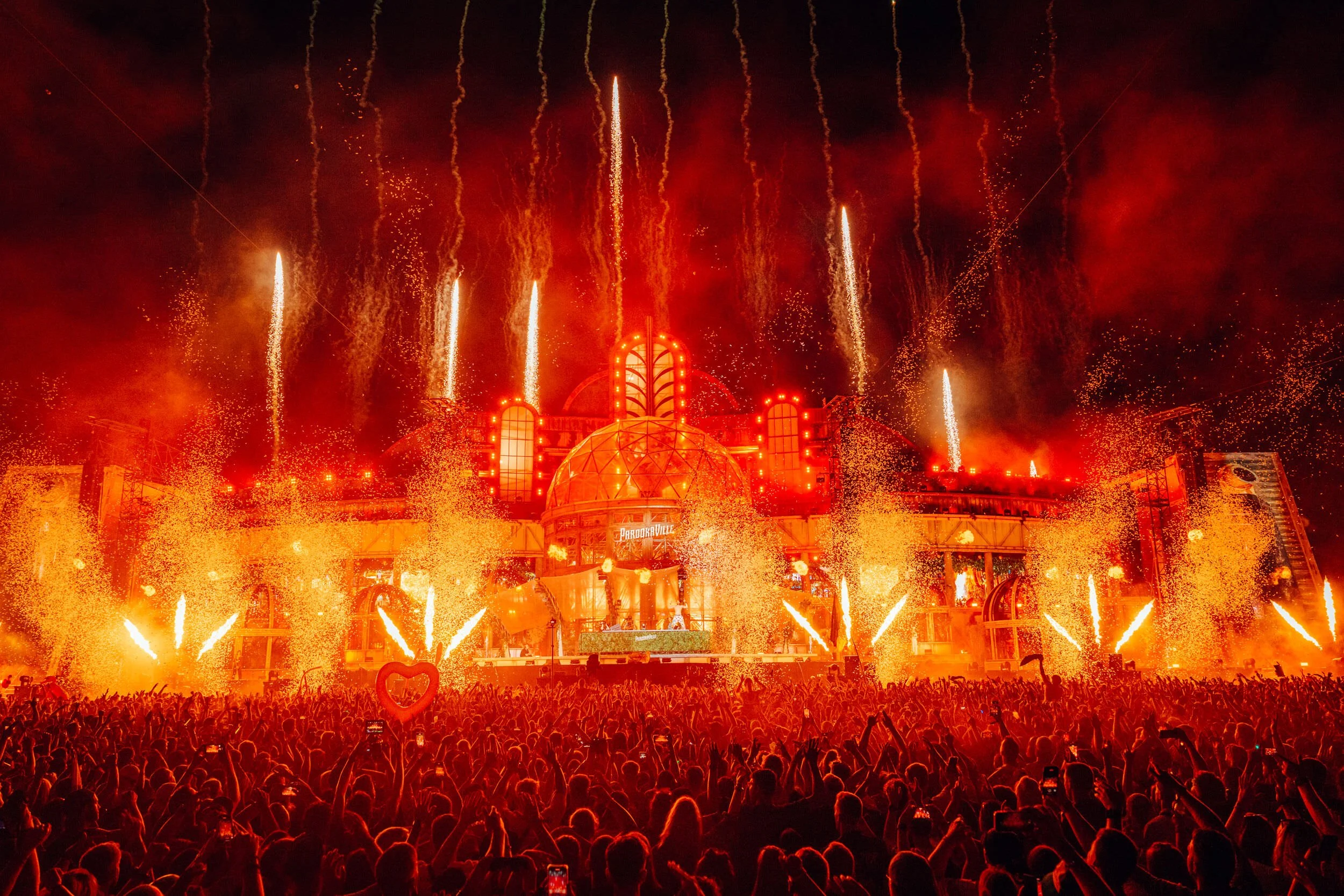 Parookaville Festival showing the crowd