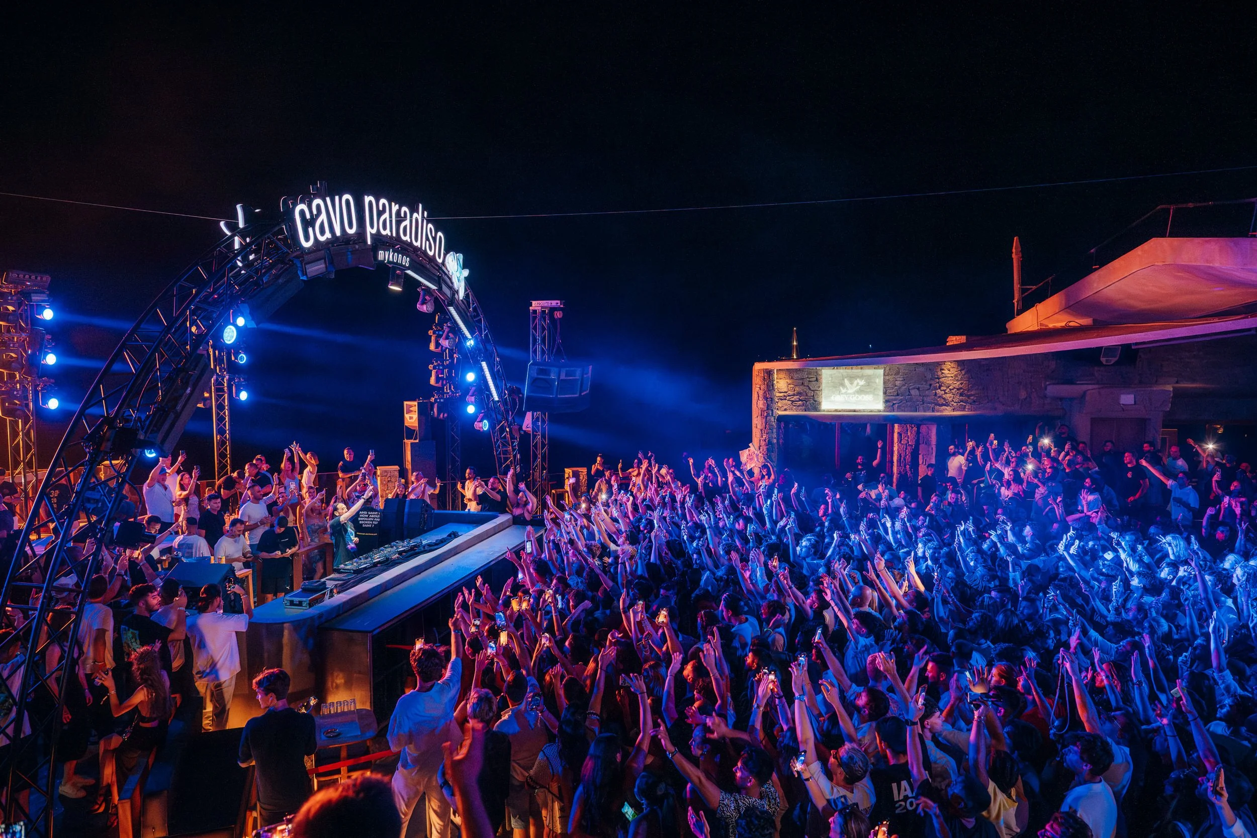 Steve Aoki Cavo Paradiso