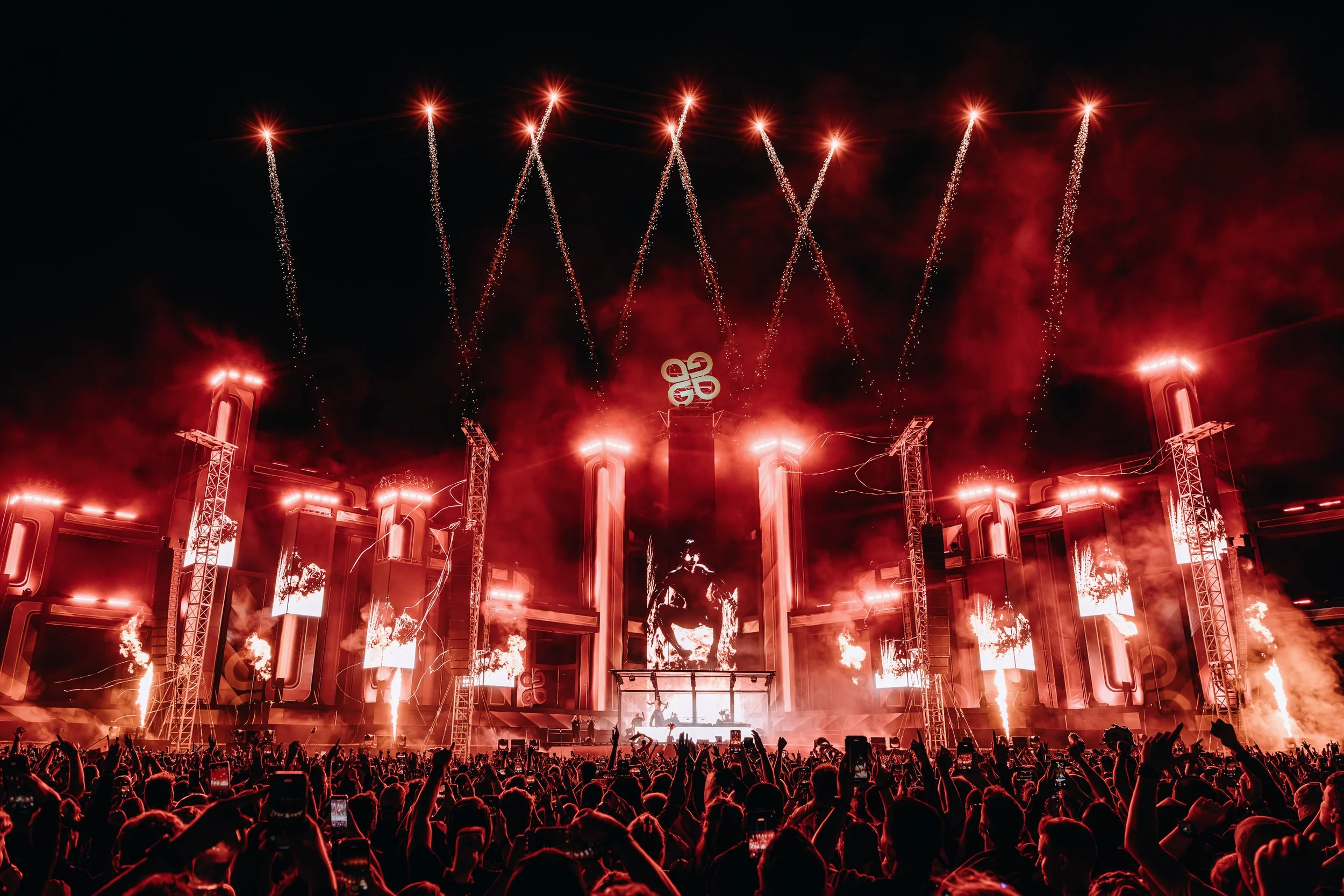 Gluecksgefuehle Festival 2025 capturing Steve Aoki by James Bridle Music Photographer. 