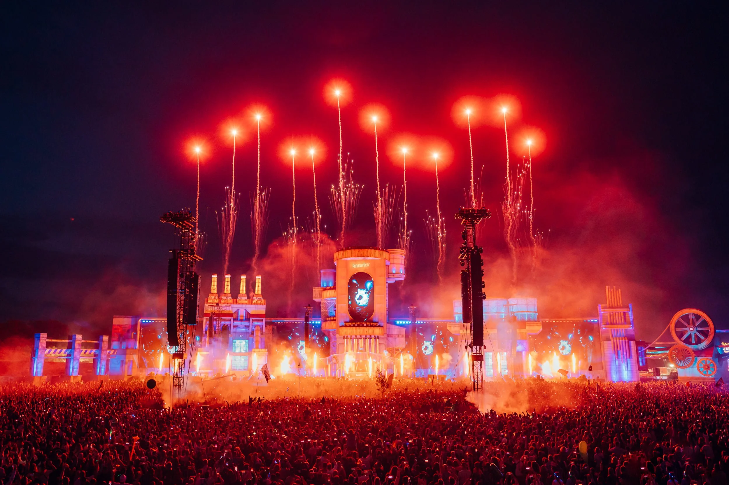 2023 Parookaville Main Stage with Pyro going into the air. Shot by James Bridle Photography UK. 