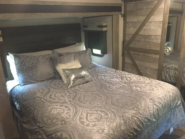 TFRV02-2022 Salem Hemisphere 356QB-12.JPG