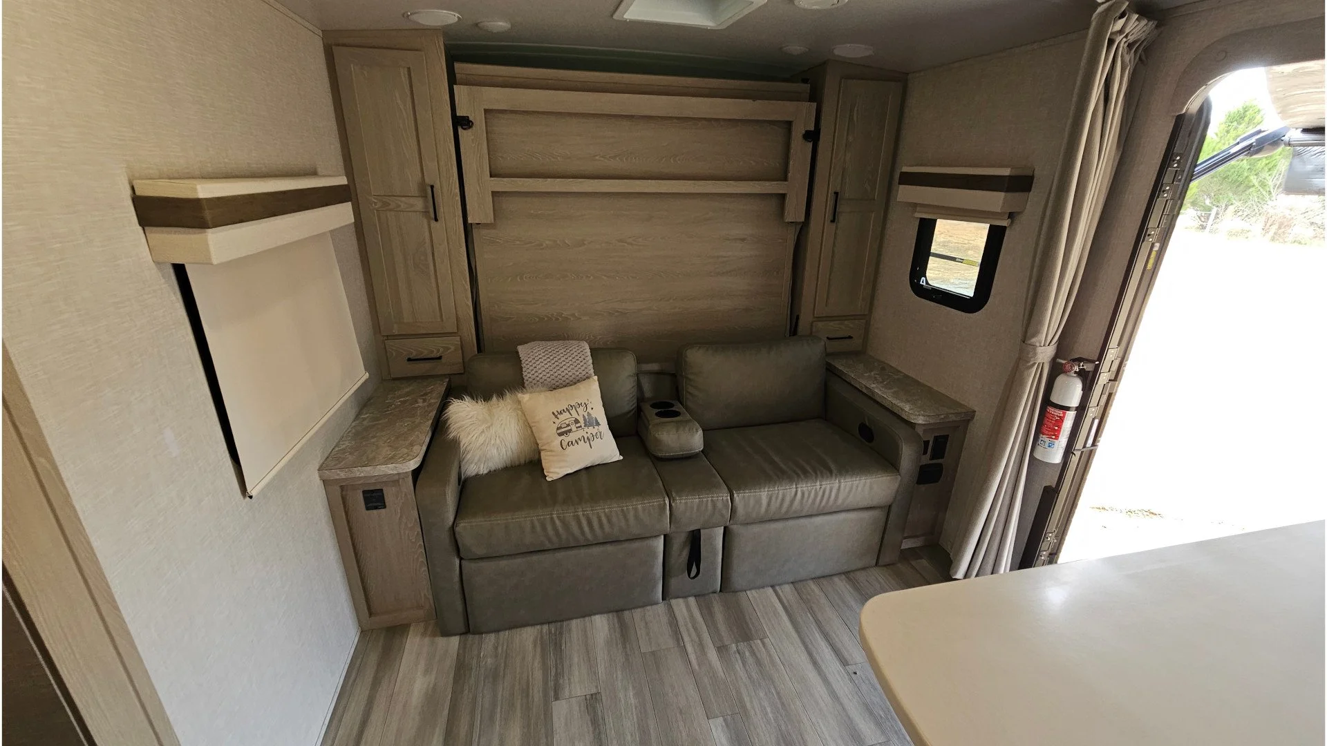 Rockwood Mini Lite 12.jpg