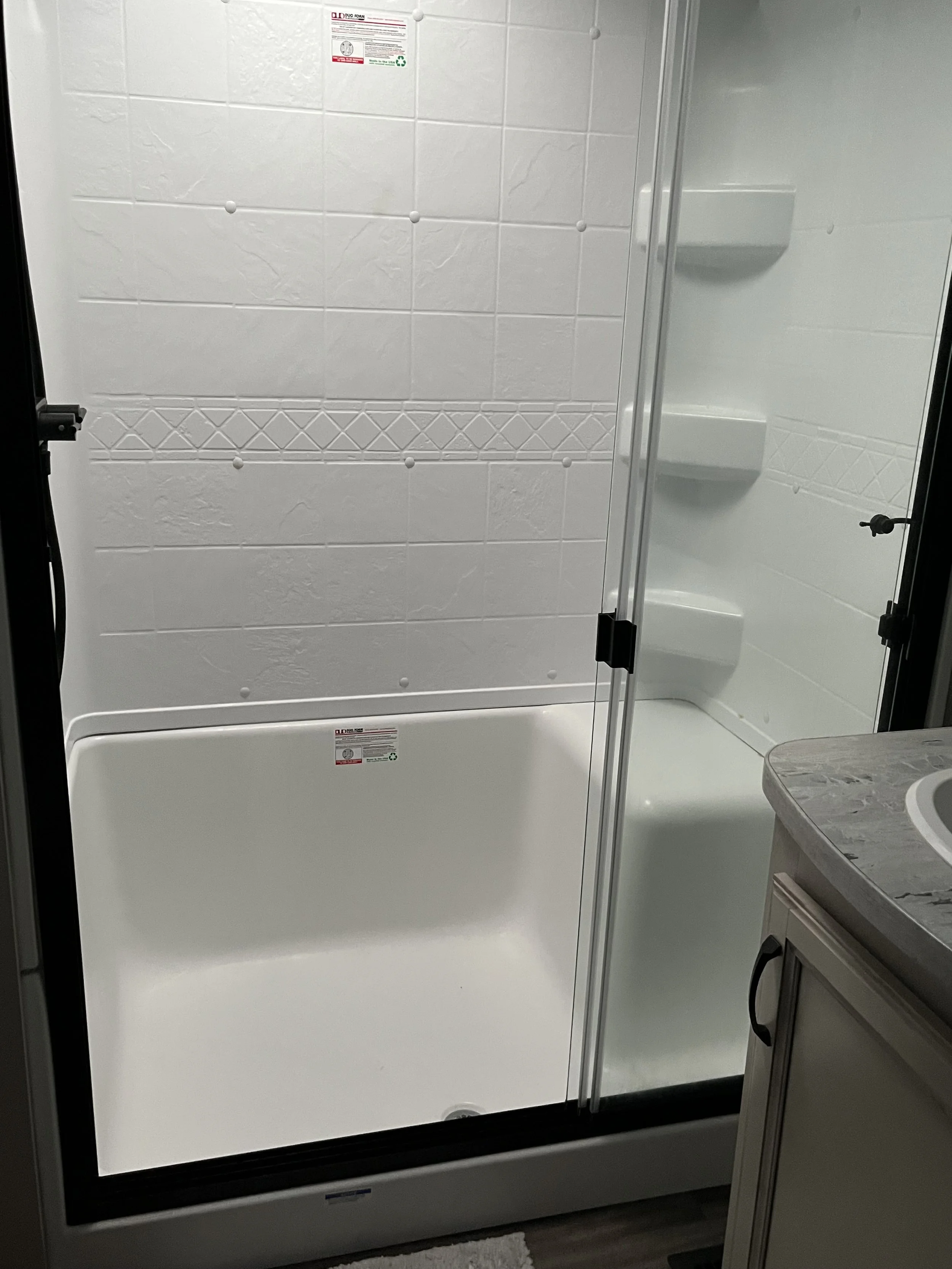 TFRV49-Seismic Toy Hauler 4.jpg