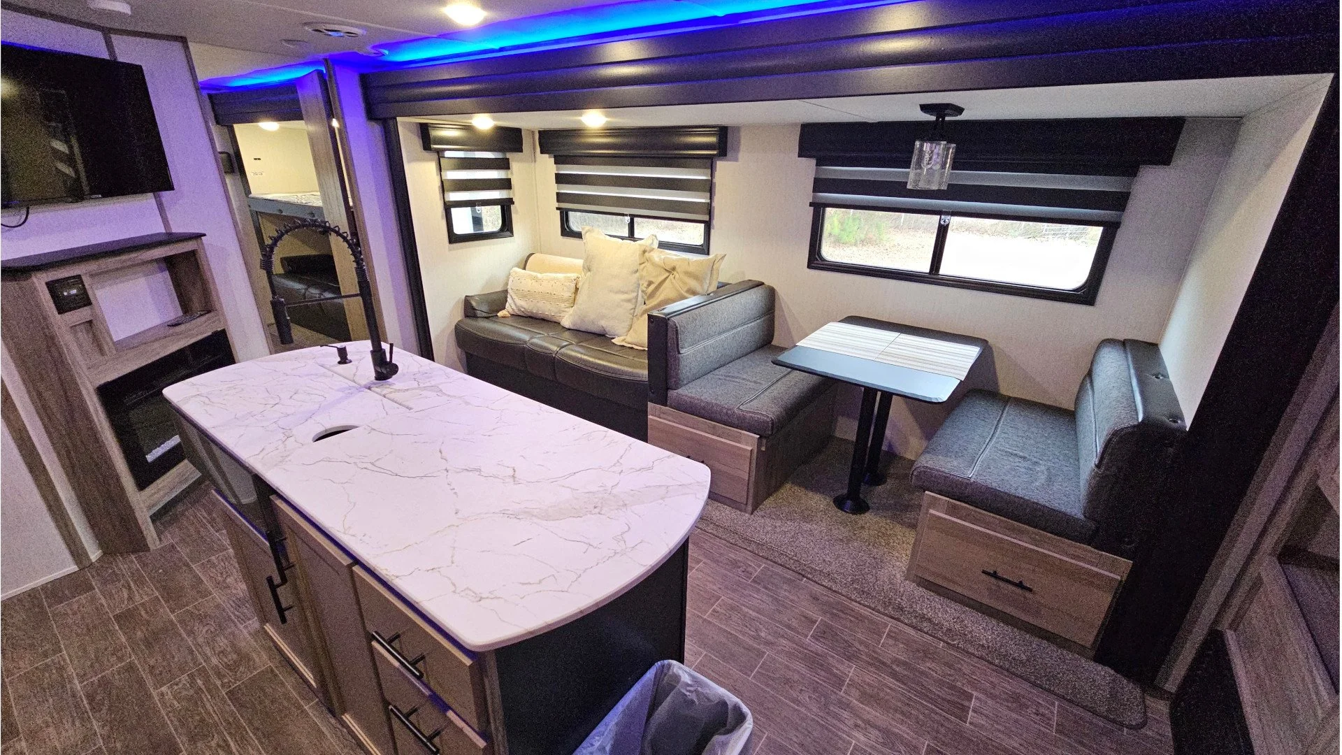 Cherokee Alpha Wolf 9.jpg