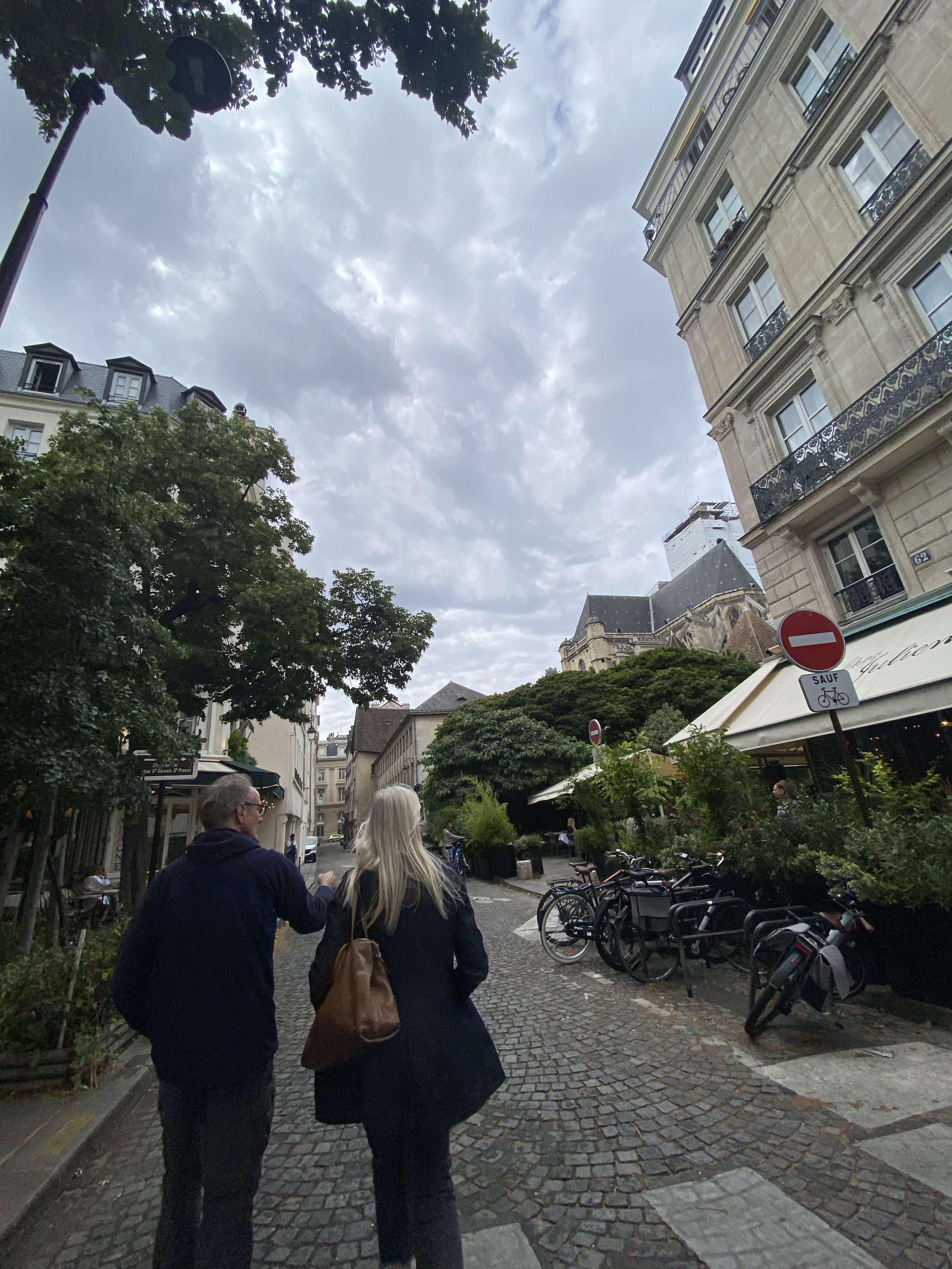 Walking the streets of Paris