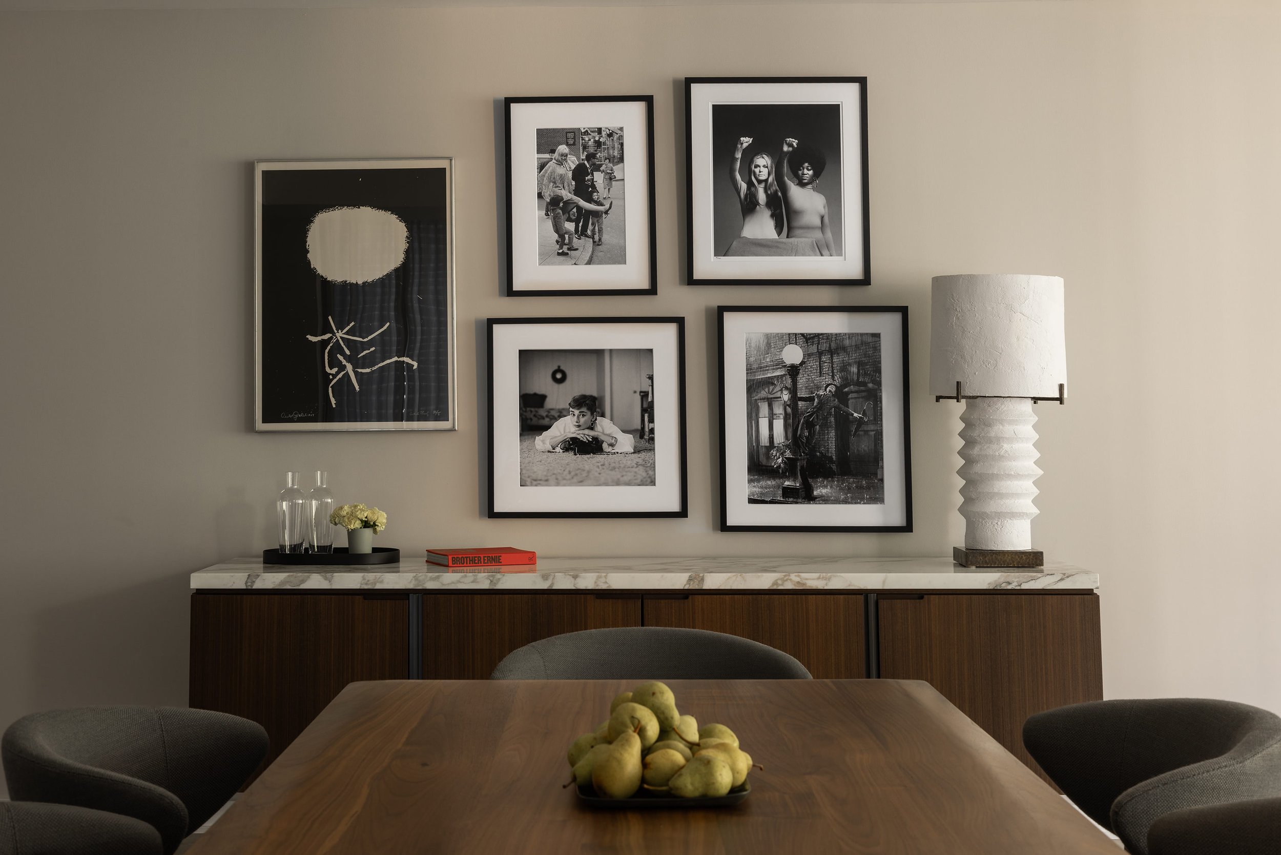 03 Georgetown dining w art.jpg