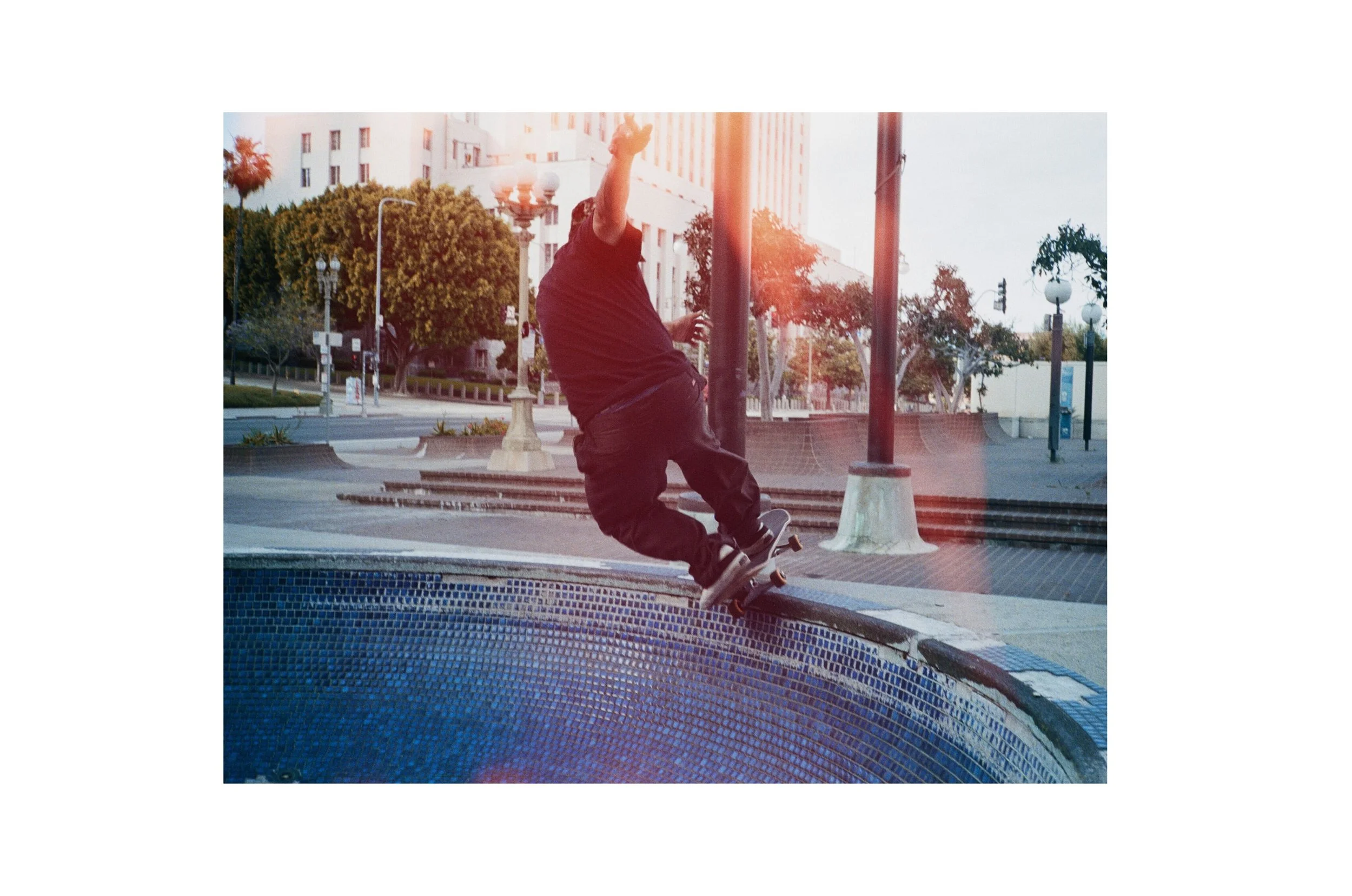@willyc0rrea LA based skater, DTLA '25