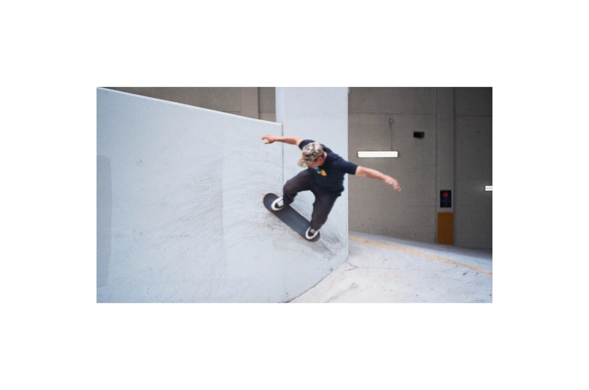 @willyc0rrea LA based skater, Little Tokyo '25