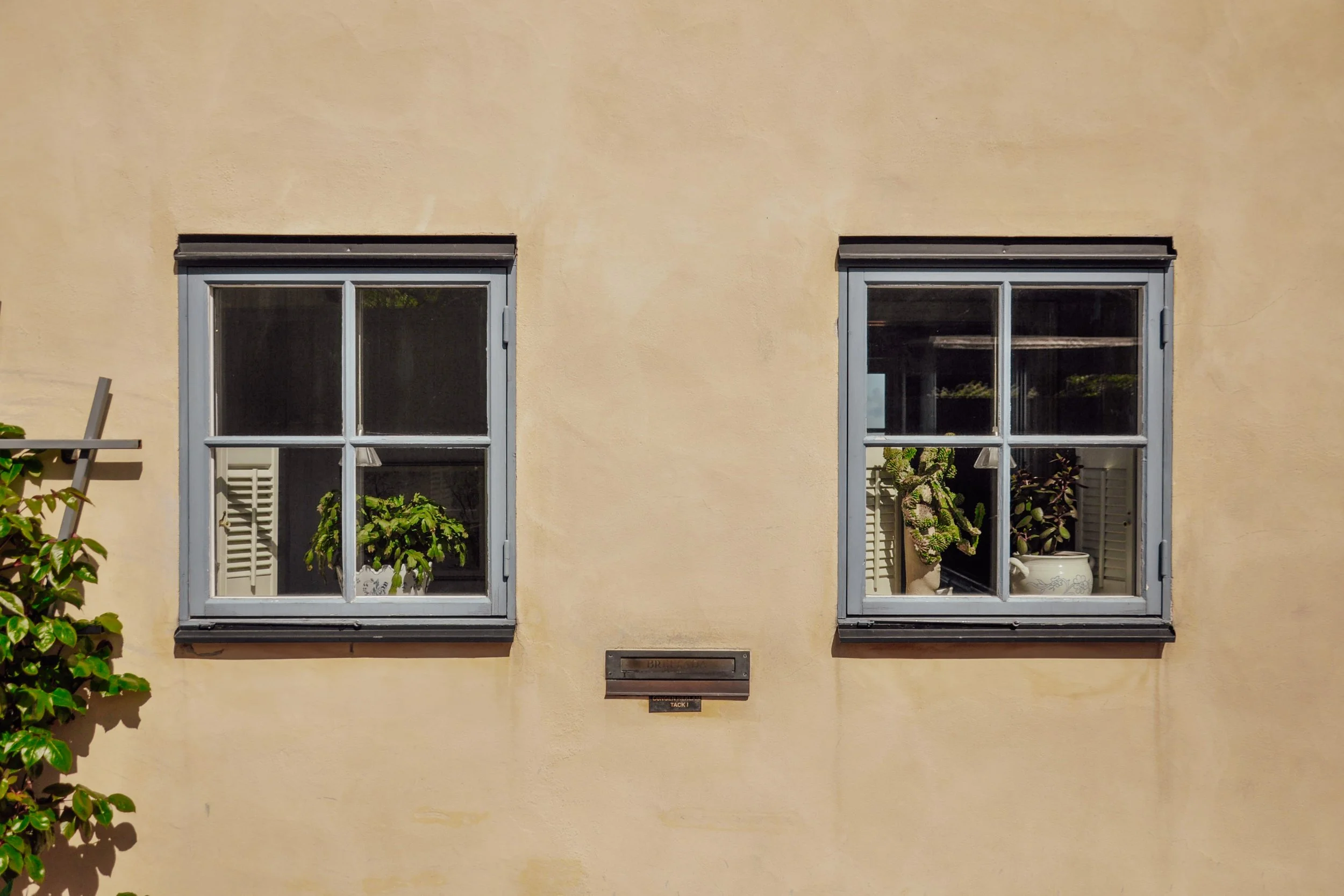 Visbyserien – träfönster | Gotland