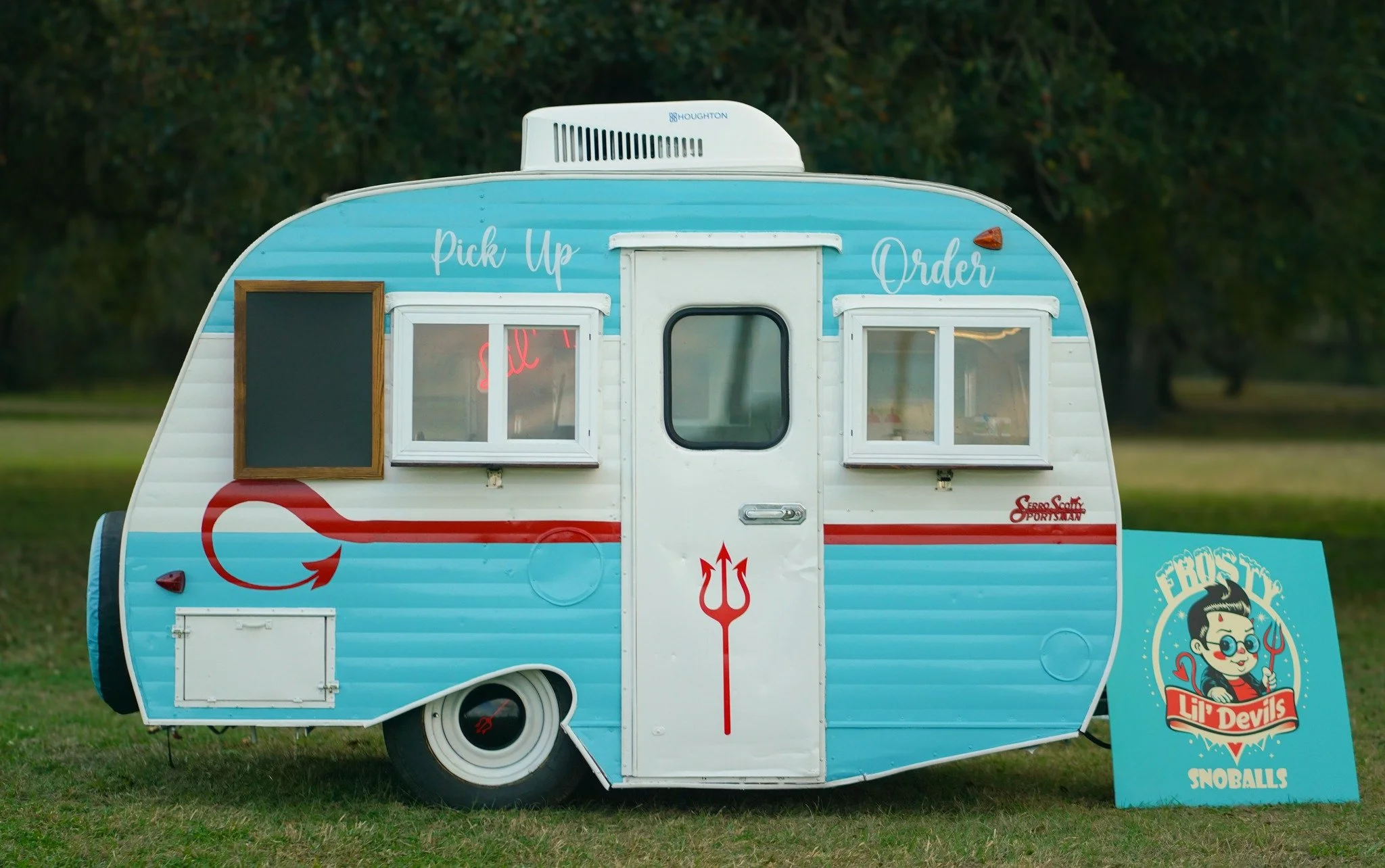 🍧😈 Big Announcement!

Frosty Lil Devils is officially live, and so is our website!
After months of planning and rebuilding, we're excited to finally open bookings for the Summer 2026 season!

We're a family owned snoball trailer from South Louisian