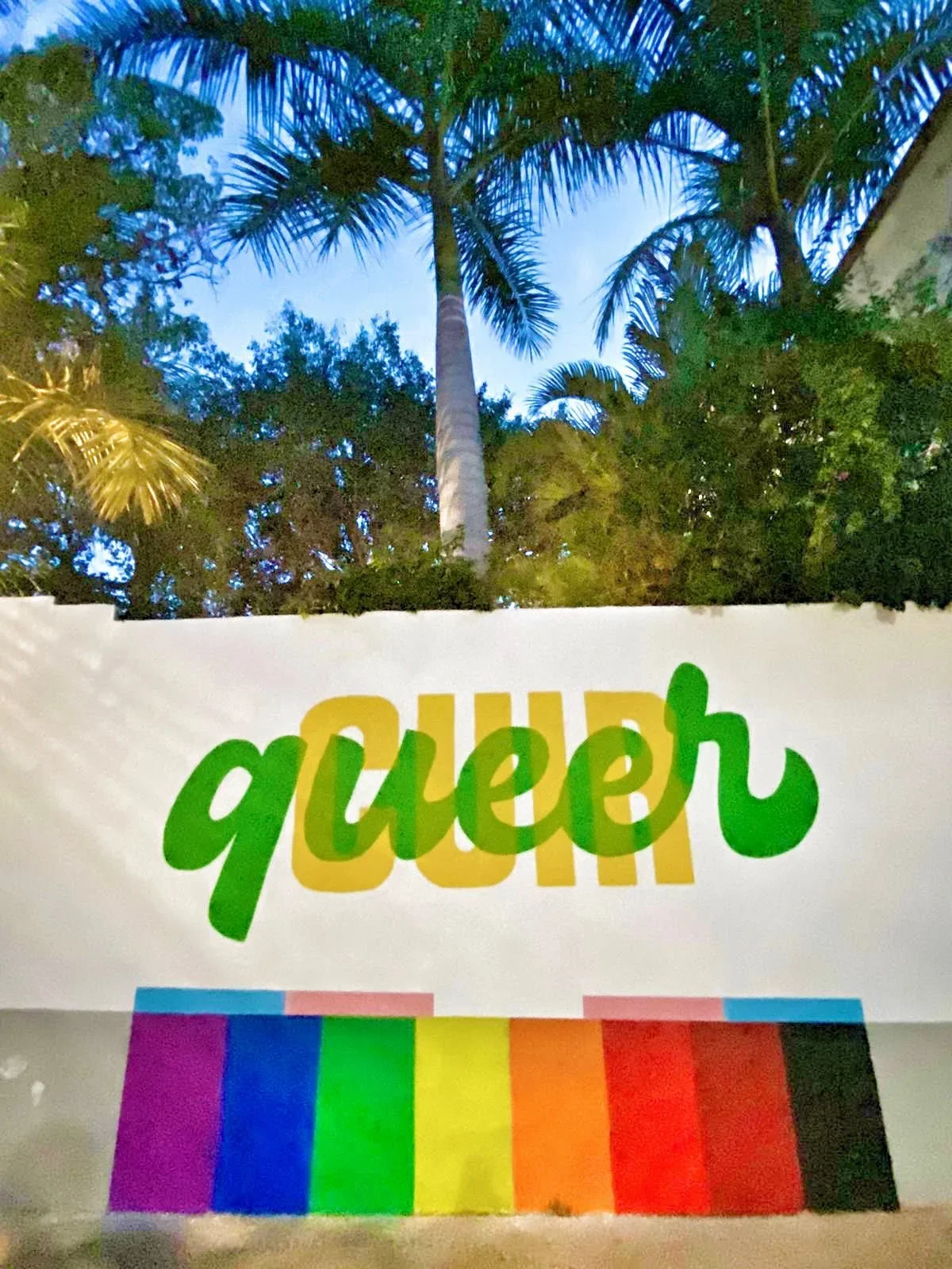 QUEER / CUIR