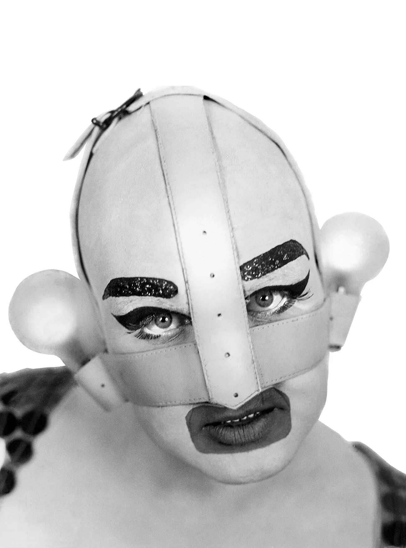 Austin_Young_portrait-of-leigh-bowery.webp