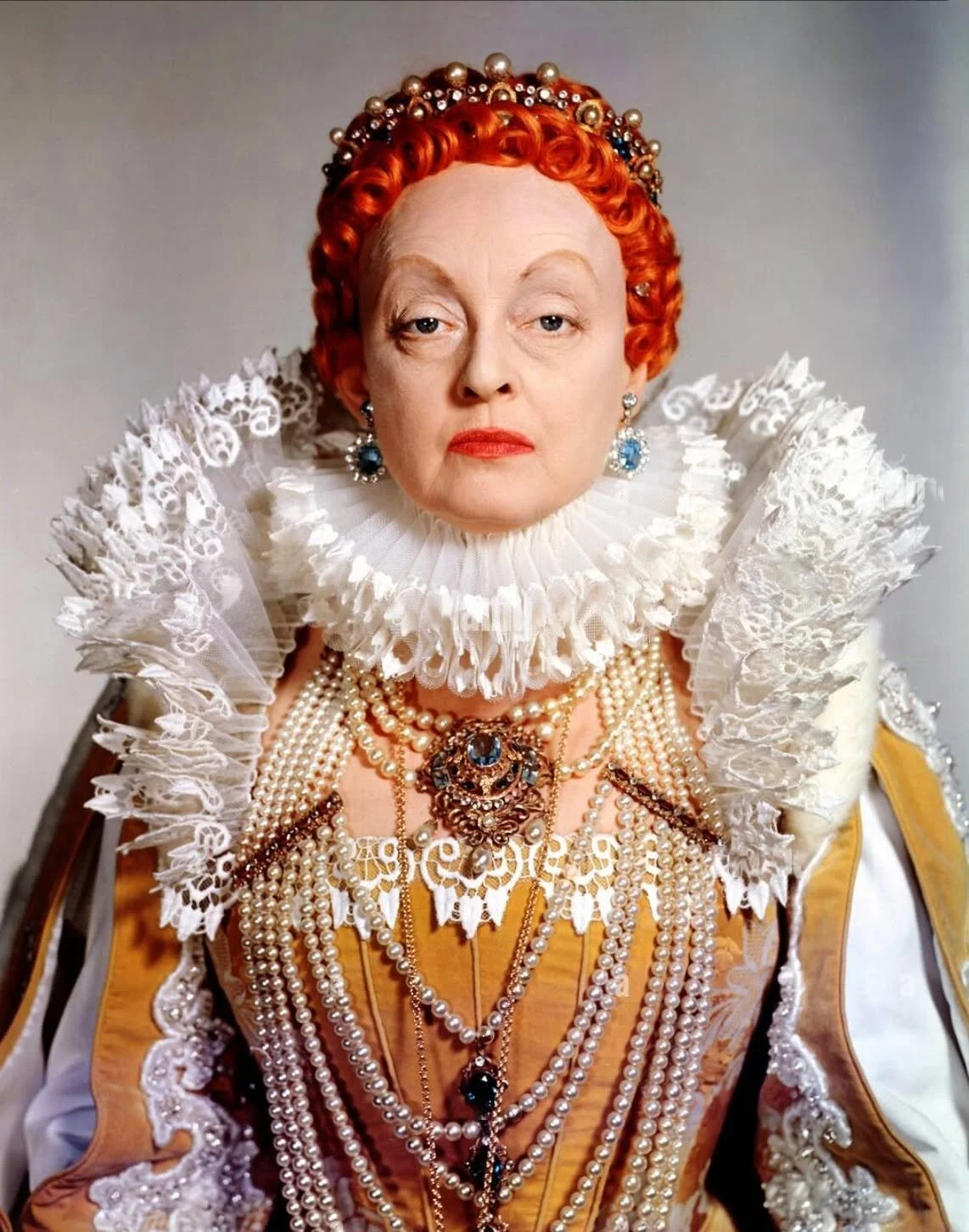 Bette Davis and Pearl Restringing
