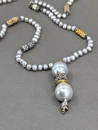 Pearl Staccato :: pearl necklace PXL_20251221_221923691.jpg