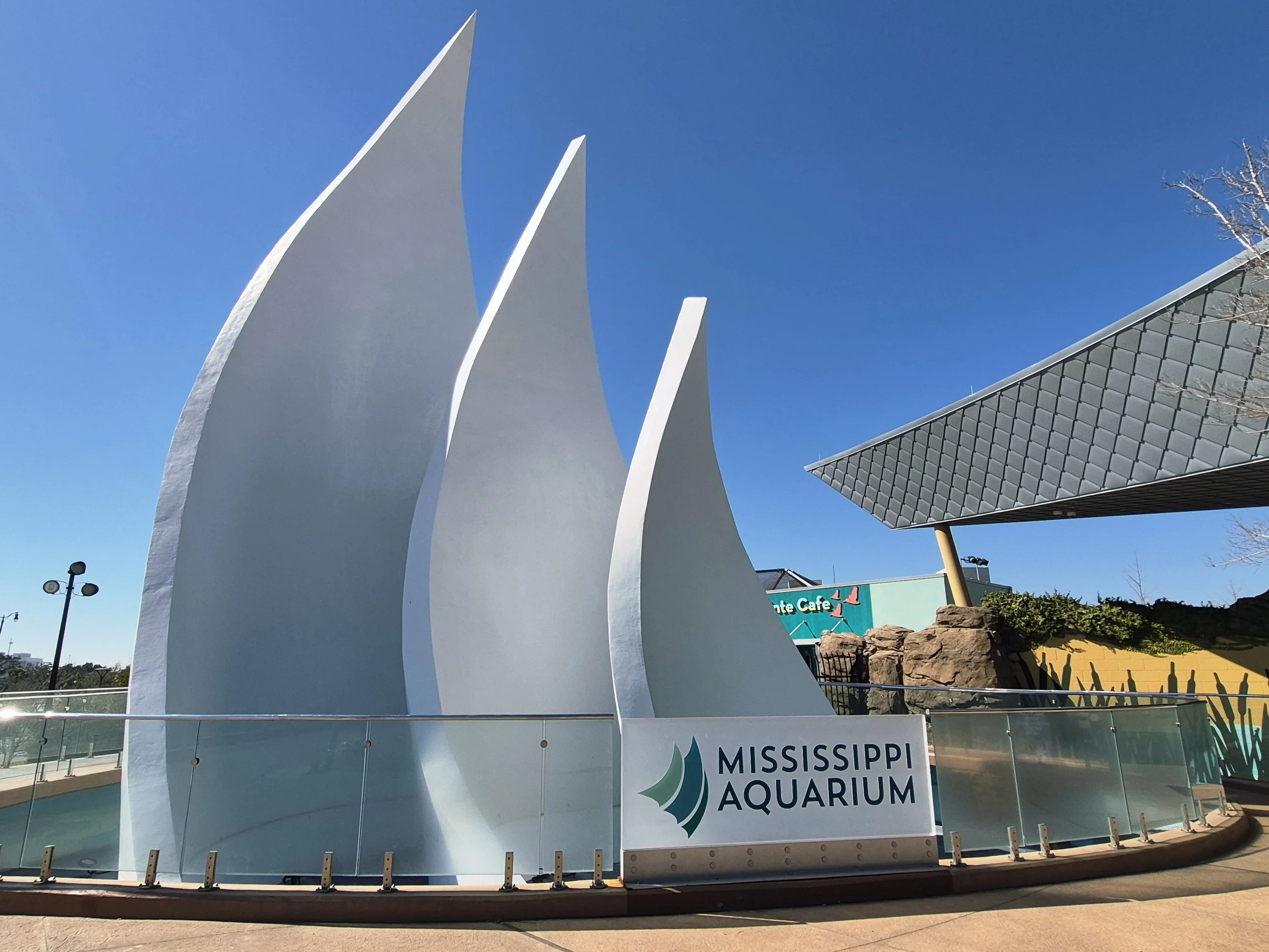 Mississippi Aquarium entrance