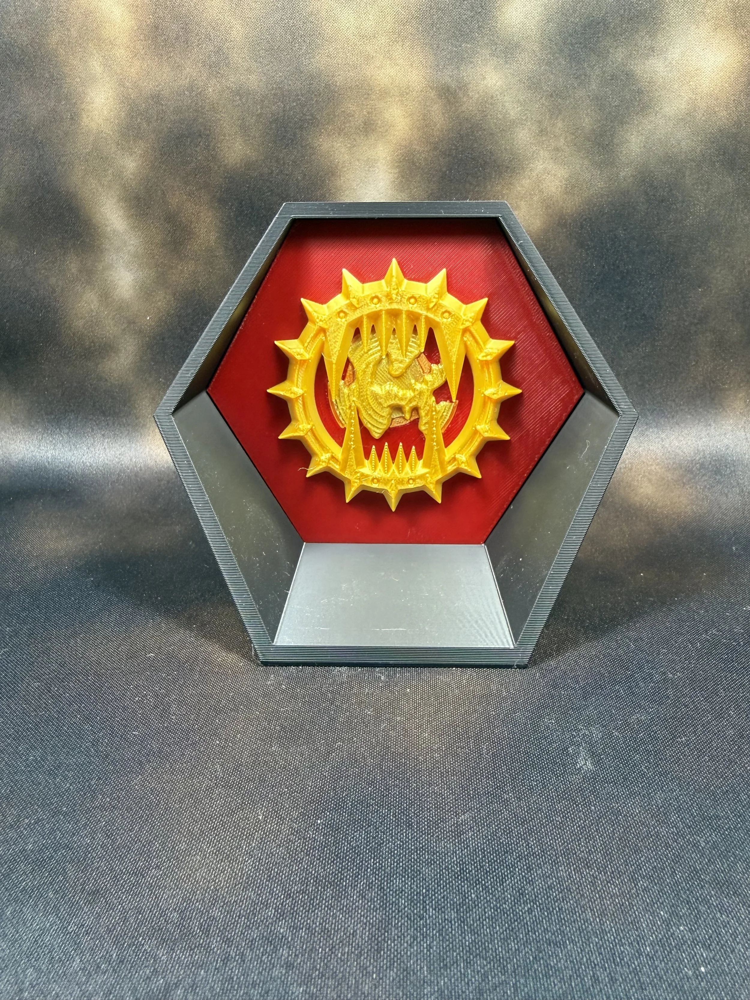 Chaos Miniature Display Case