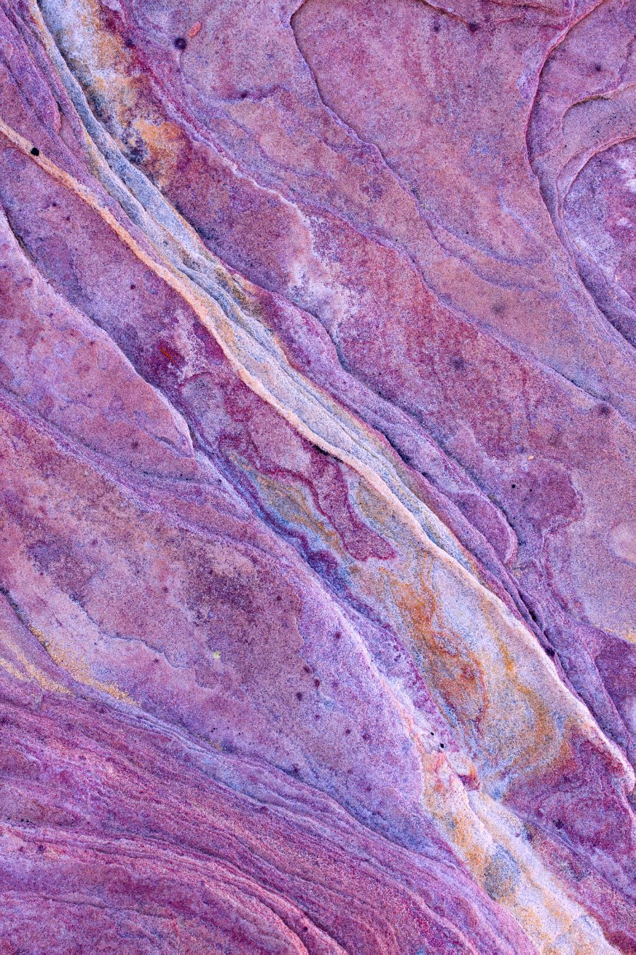 Abstract image with flowing lines