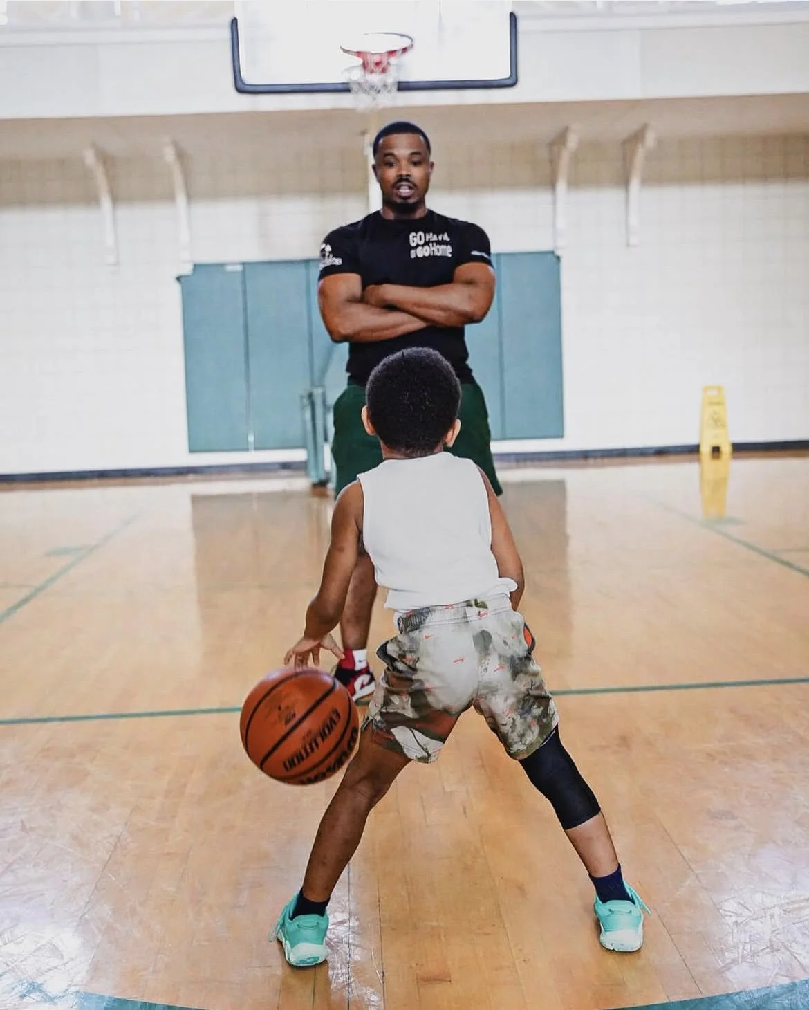 Basketball Skills Specialist Mike Swanigan from Memphis Tennessee makes impact on the youth in sports