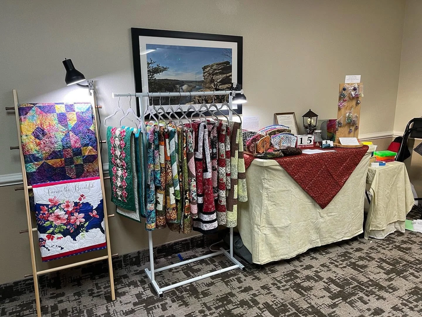 Holiday Craft Show (Sample)