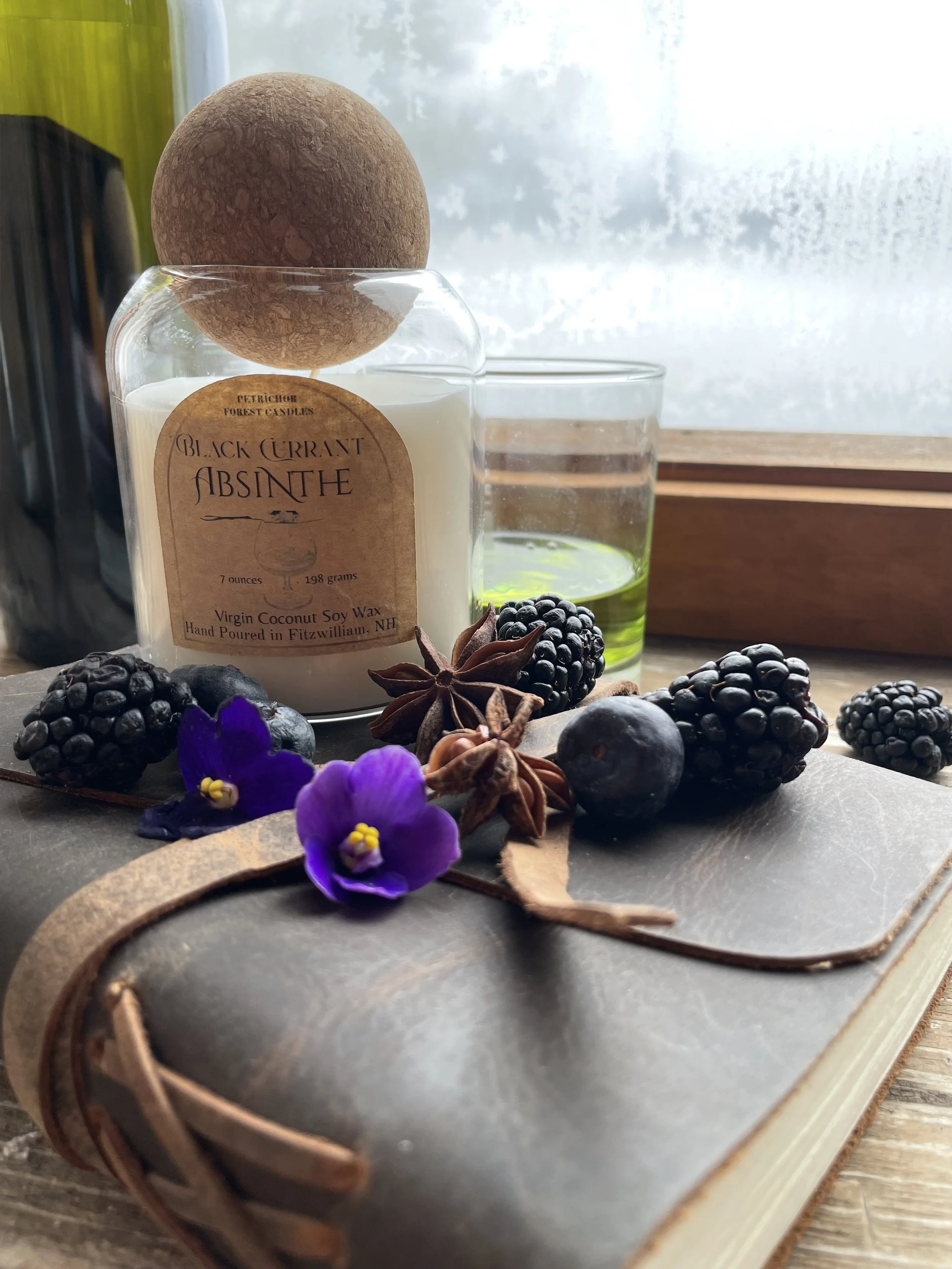 Black Currant Absinthe Candle