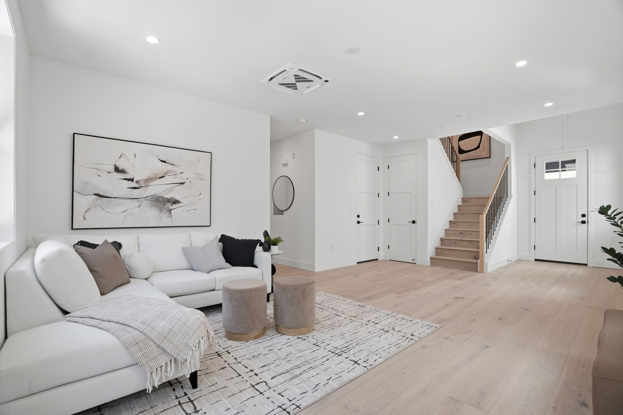 122 Sunnyside Ave-7.jpg