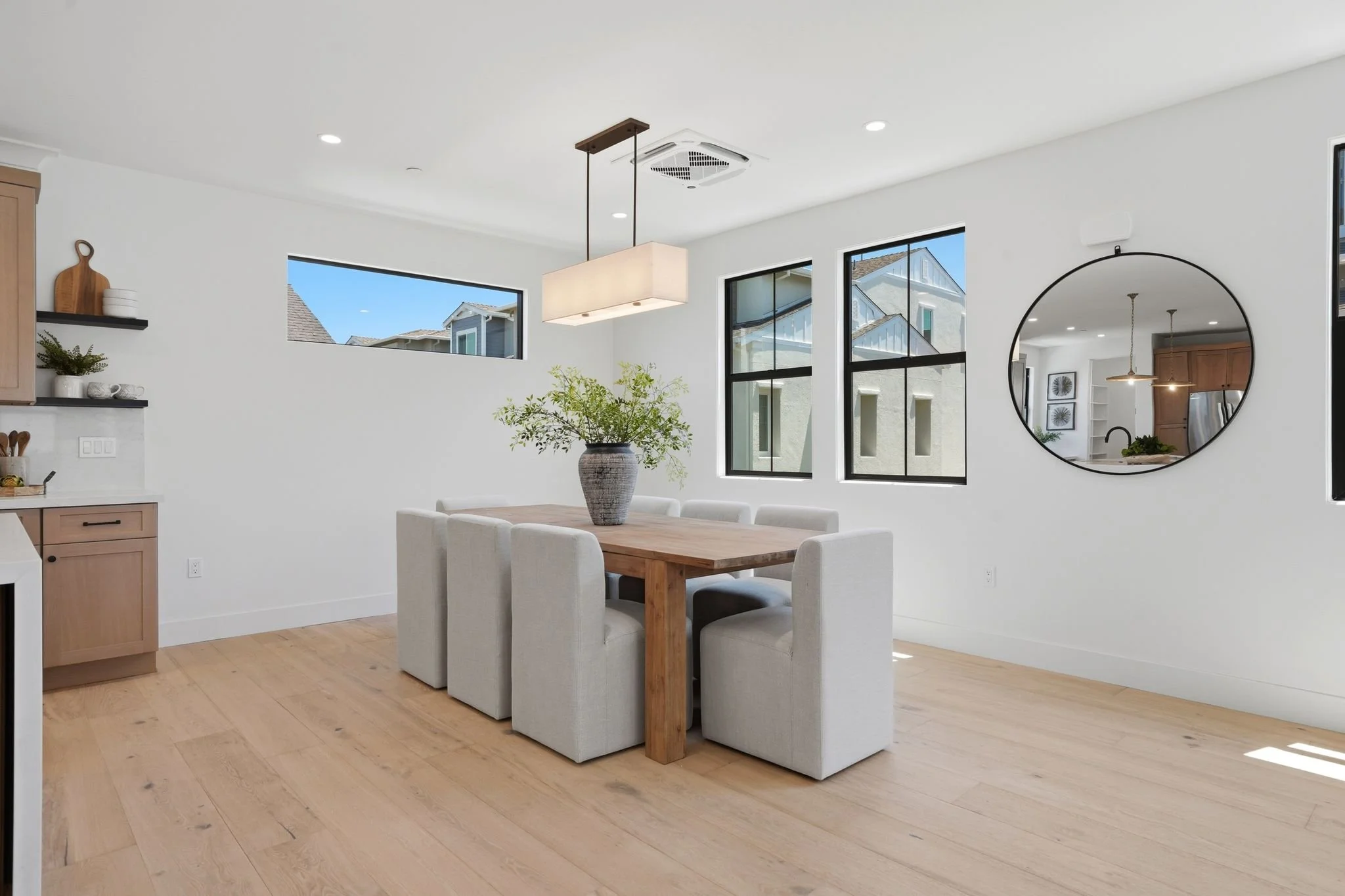 122 Sunnyside Ave-19.jpg
