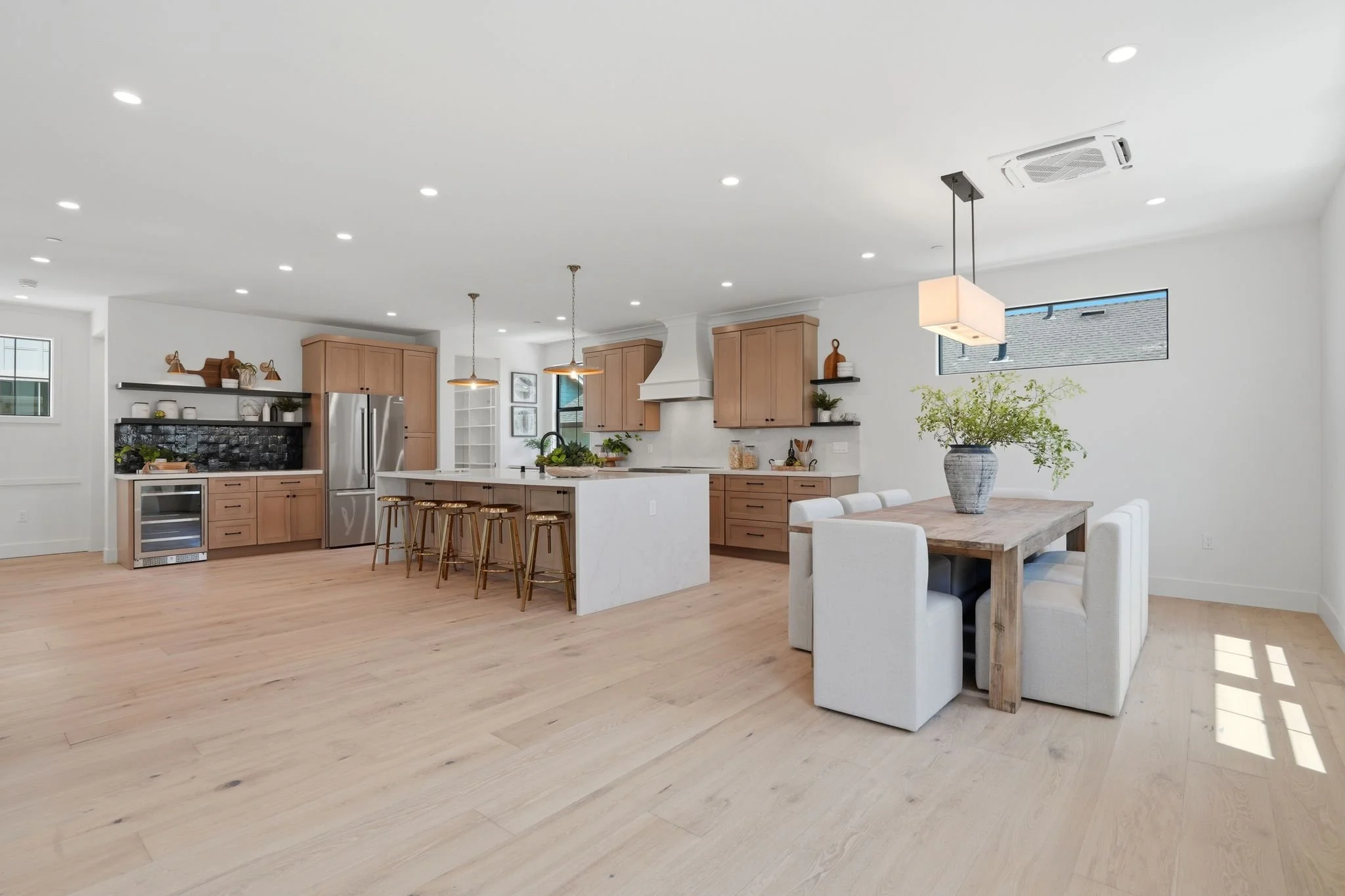 122 Sunnyside Ave-20.jpg