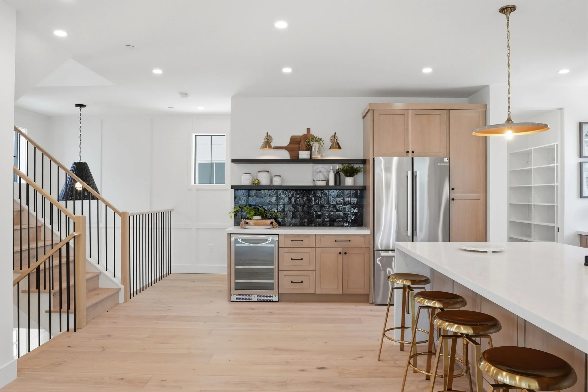 122 Sunnyside Ave-25.jpg
