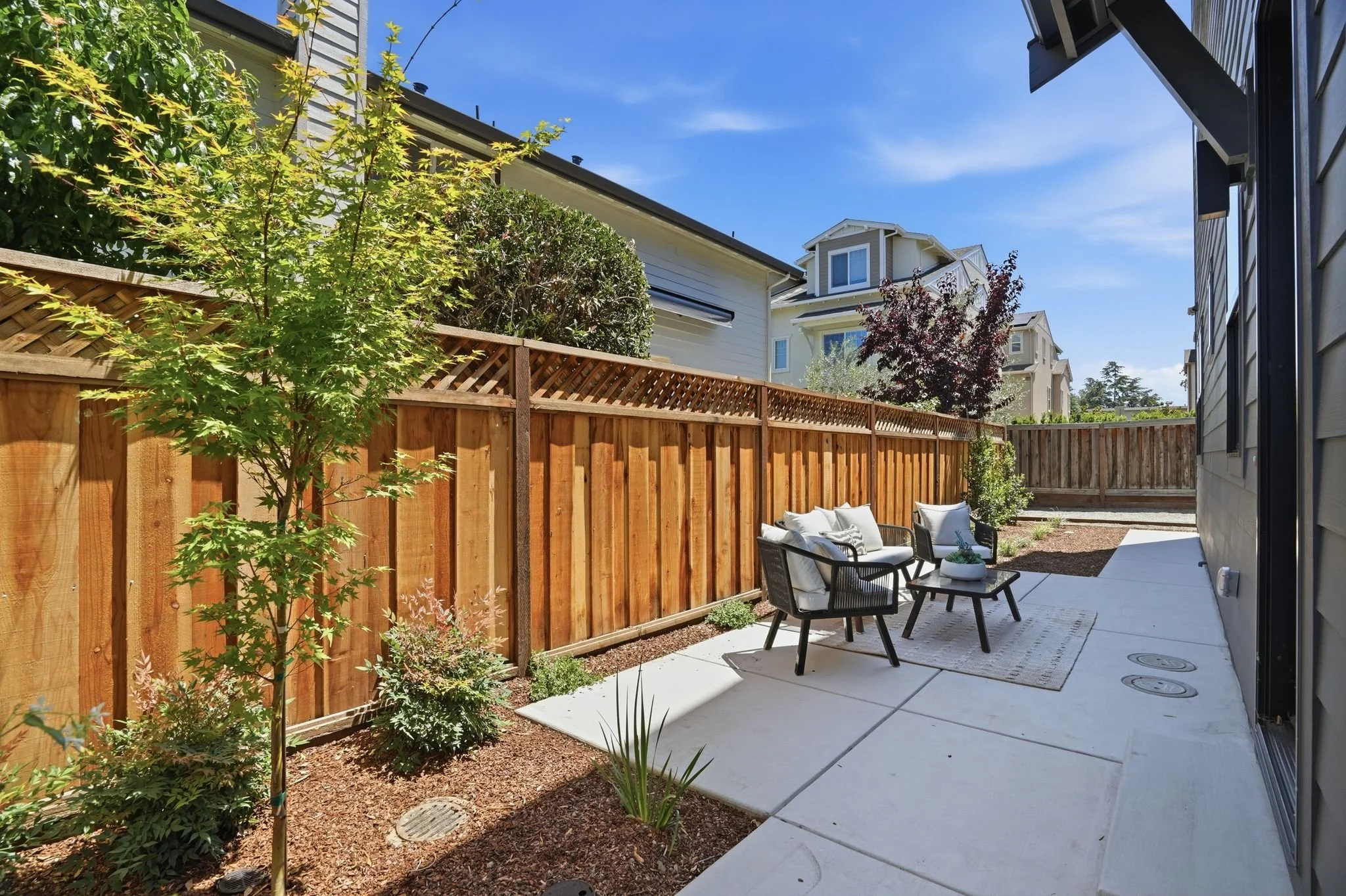 122 Sunnyside Ave-46.jpg