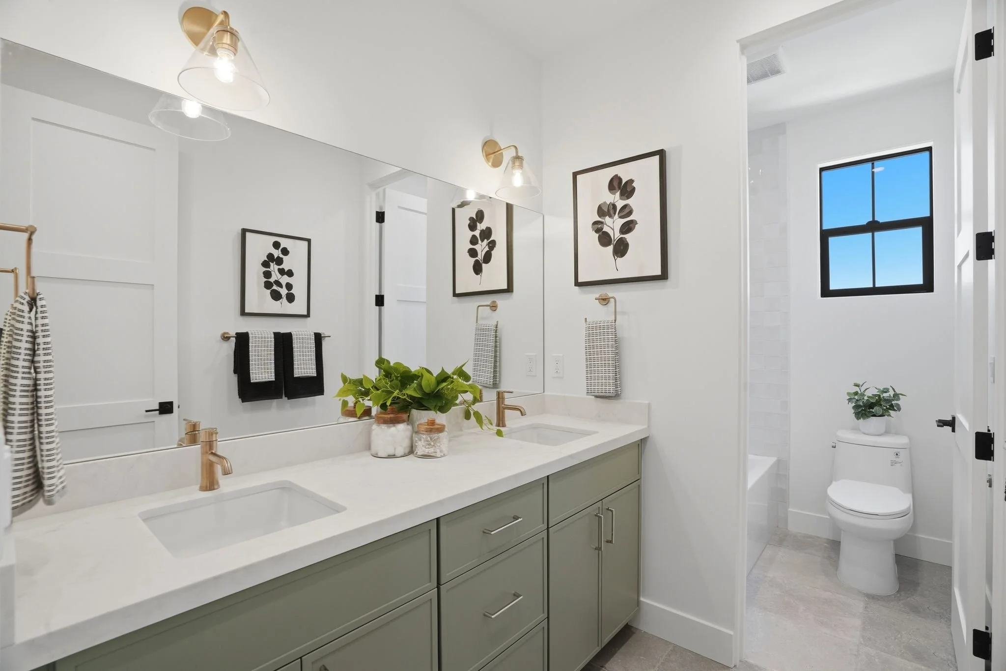 122 Sunnyside Ave-31.jpg