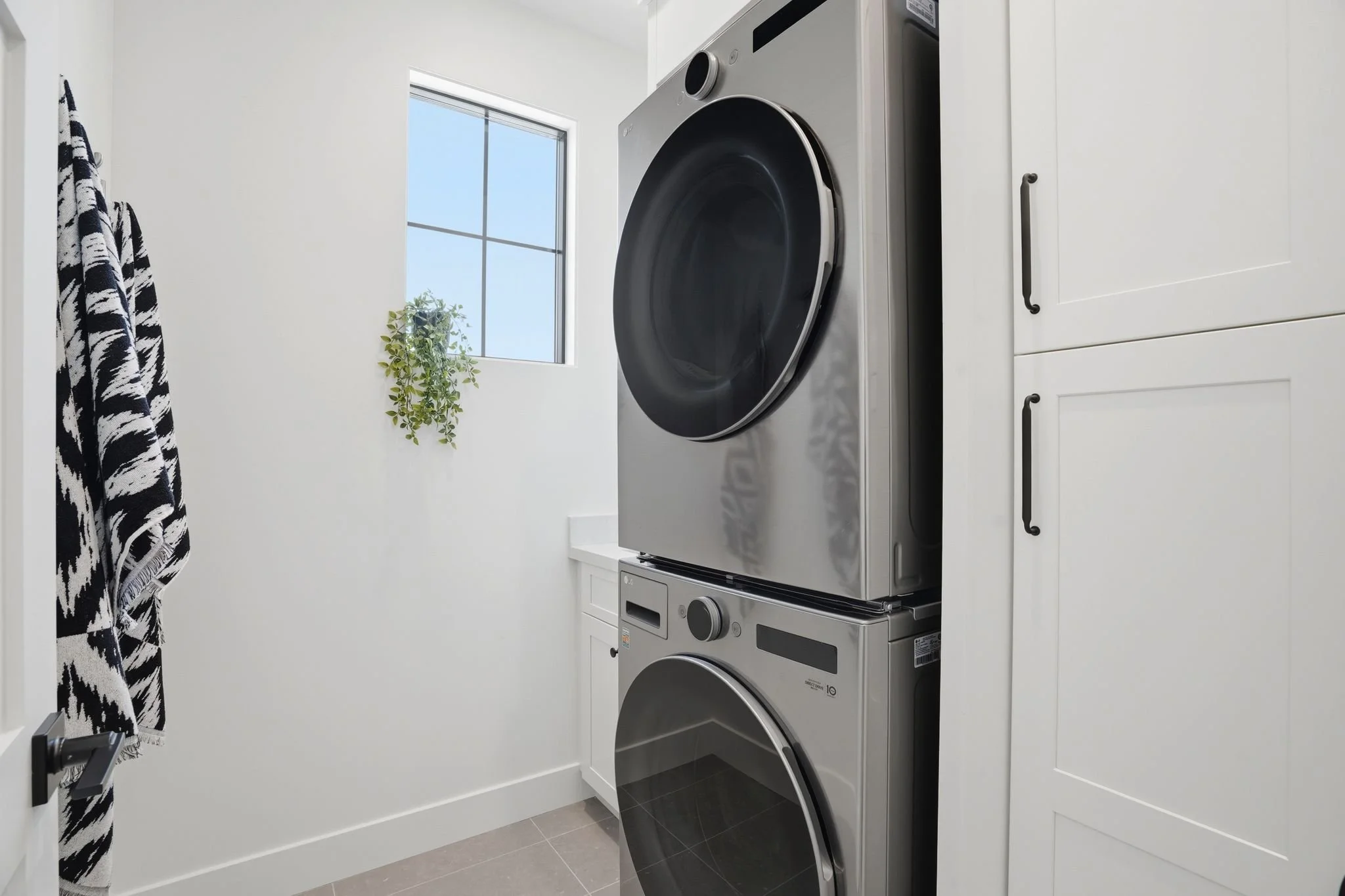 122 Sunnyside Ave-45.jpg