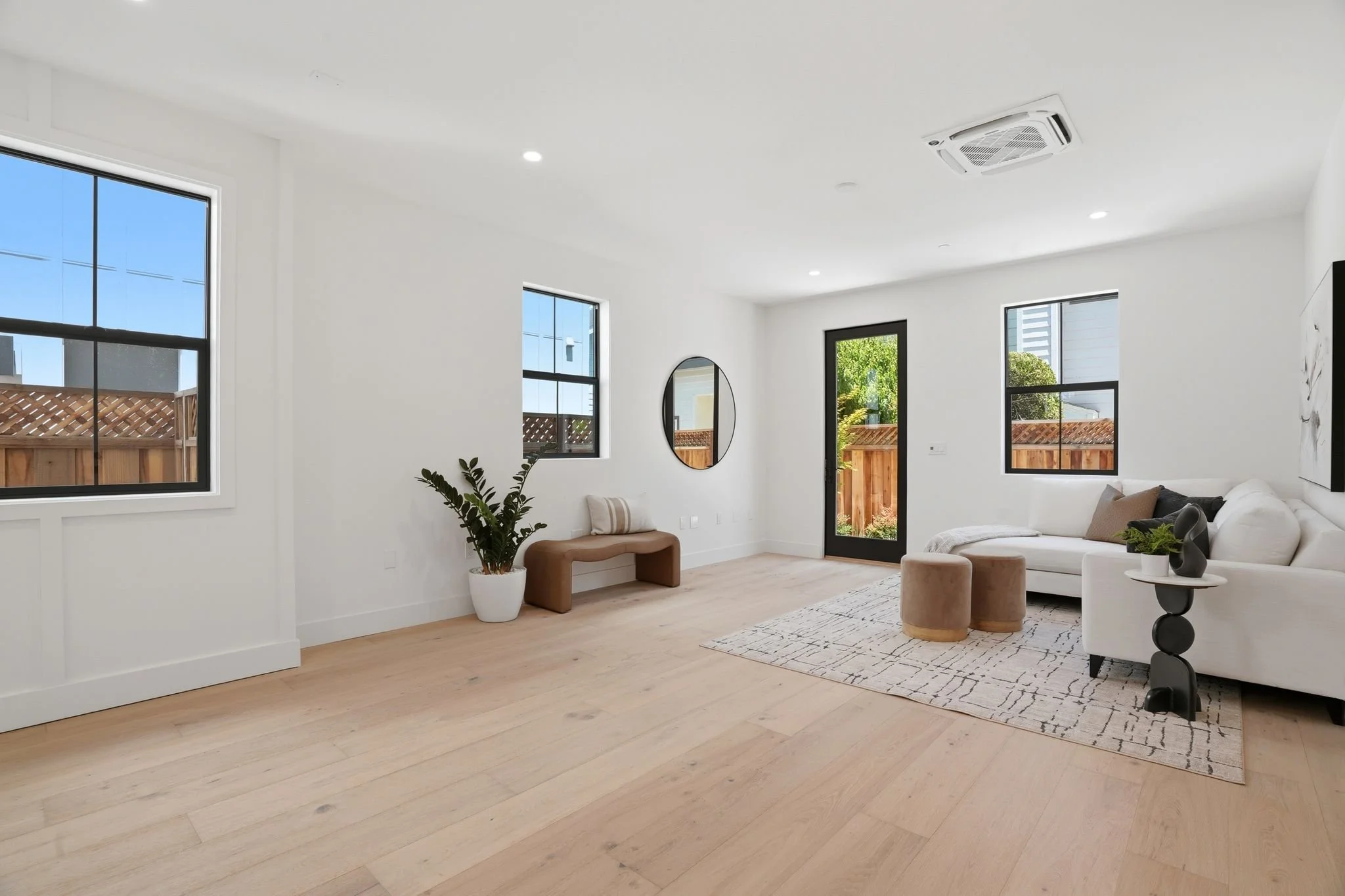 122 Sunnyside Ave-6.jpg